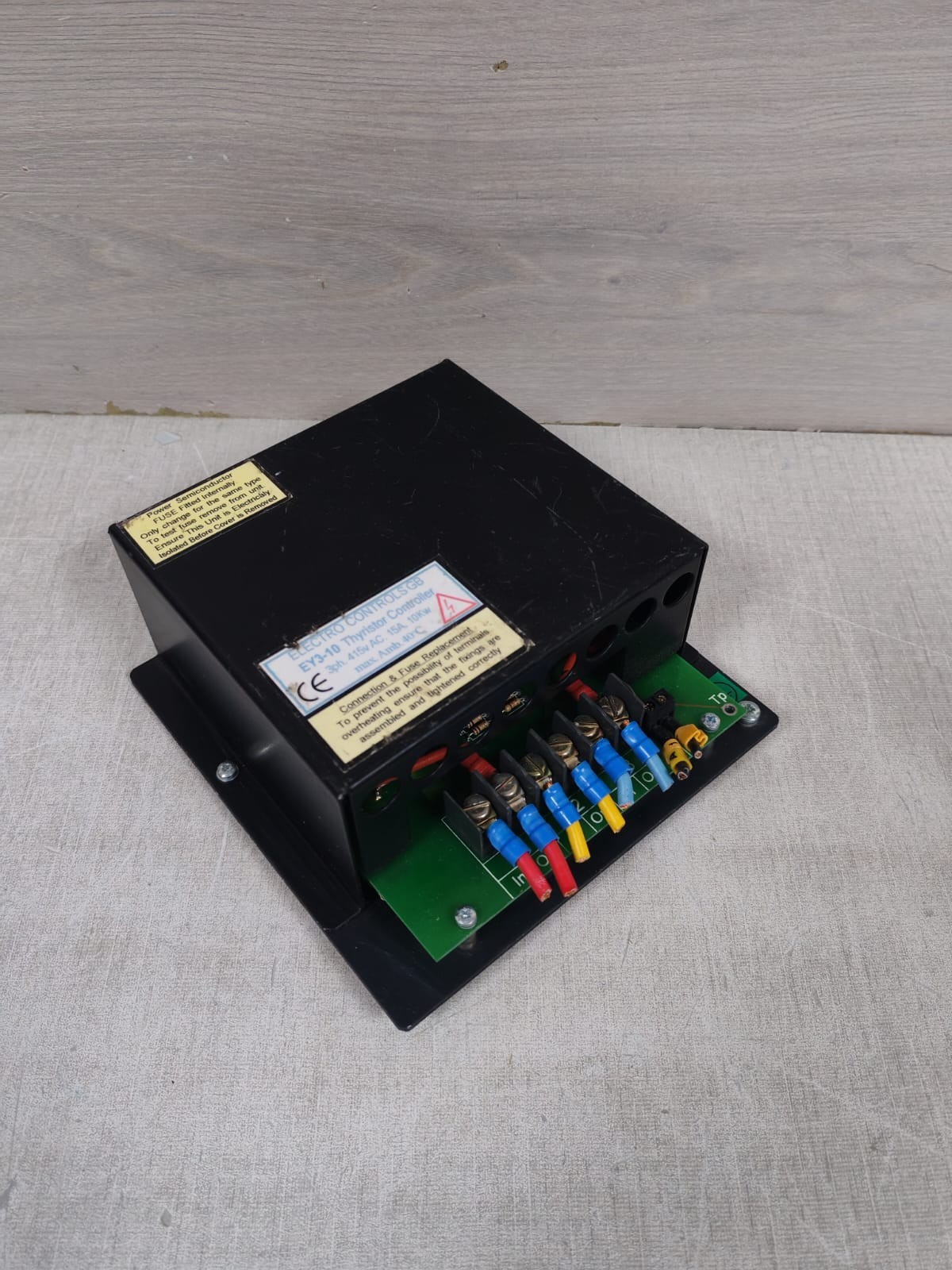 ELECTRO CONTROLS GB EY3-10 ELECTRO CONTROLS GB EY3-10 THYRISTOR CONTROLLER 3