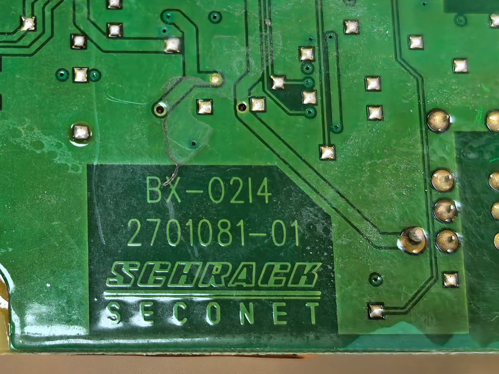 SCHRACK SECNET BX-O2I4 SCHRACK SECONET BX-O2I4 INPUT/OUTPUT MODULE FOR SECURILINE EXTENDED 7