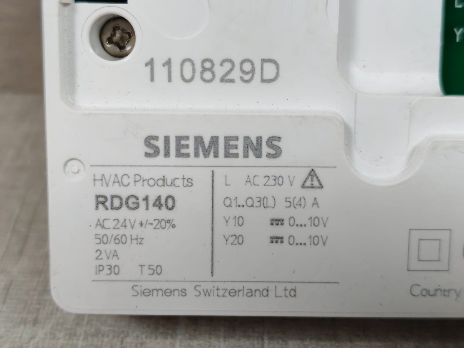 Siemens RDG140 /110829D SIEMENS RDG140 /110829D THERMOSTAT AC24V 6