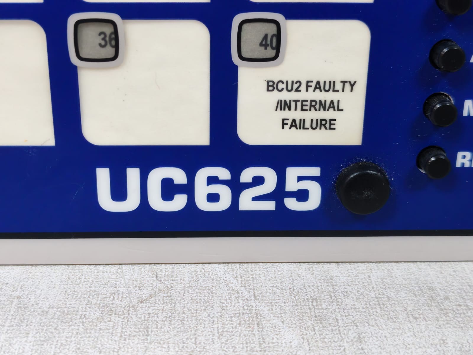 RTK INSTRUMENTS UC625 / UC625-40-YW-HH-024D-R-M3 RTK INSTRUMENTS UC625 / UC625-40-YW-HH-024D-R-M3 ALARM ANNUNCIATOR 24VDC 4