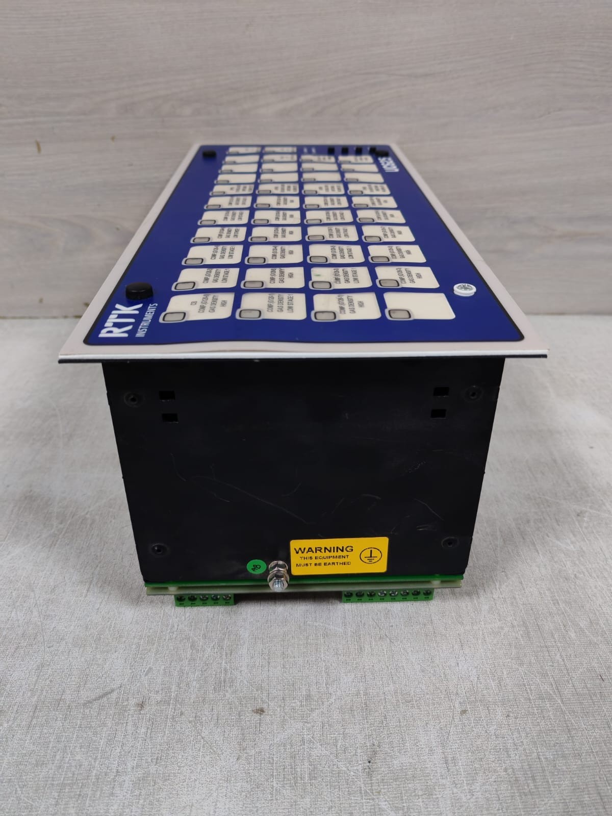 RTK INSTRUMENTS UC625 / UC625-40-YW-HH-024D-R-M3 RTK INSTRUMENTS UC625 / UC625-40-YW-HH-024D-R-M3 ALARM ANNUNCIATOR 24VDC 8