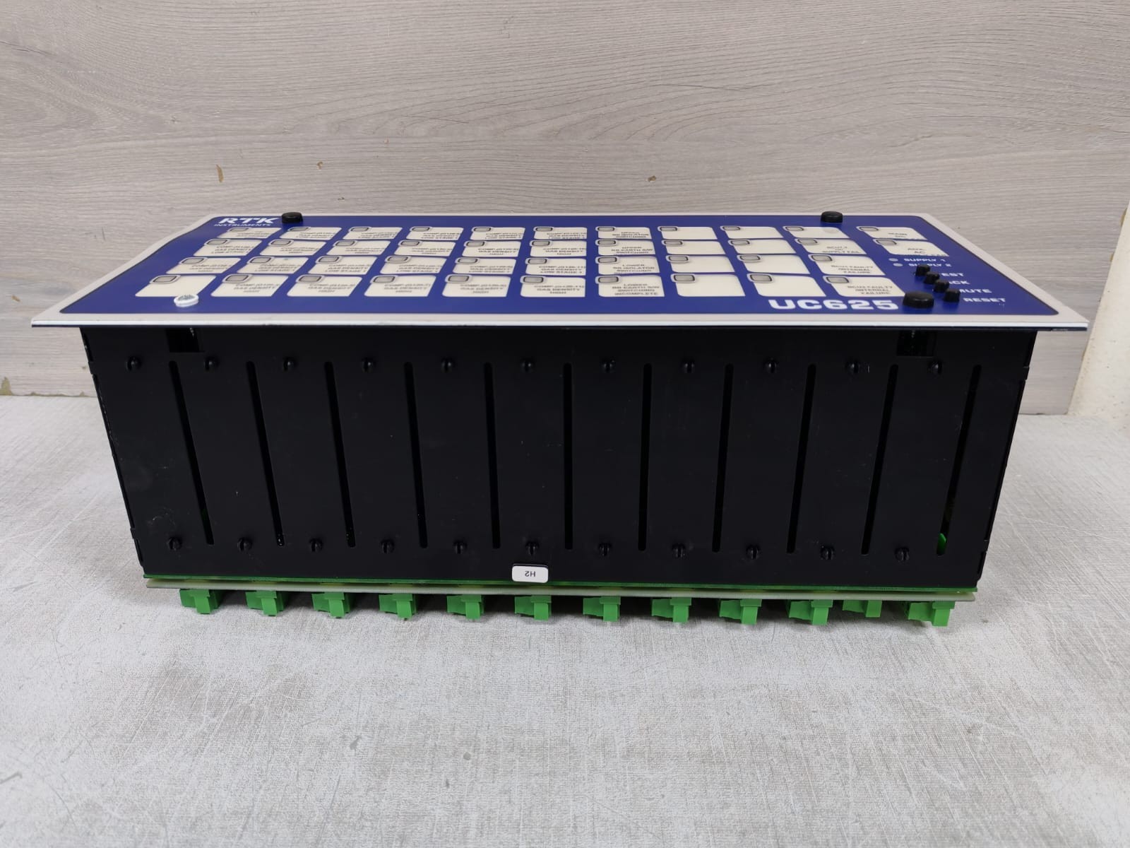 RTK INSTRUMENTS UC625 / UC625-40-YW-HH-024D-R-M3 RTK INSTRUMENTS UC625 / UC625-40-YW-HH-024D-R-M3 ALARM ANNUNCIATOR 24VDC 10