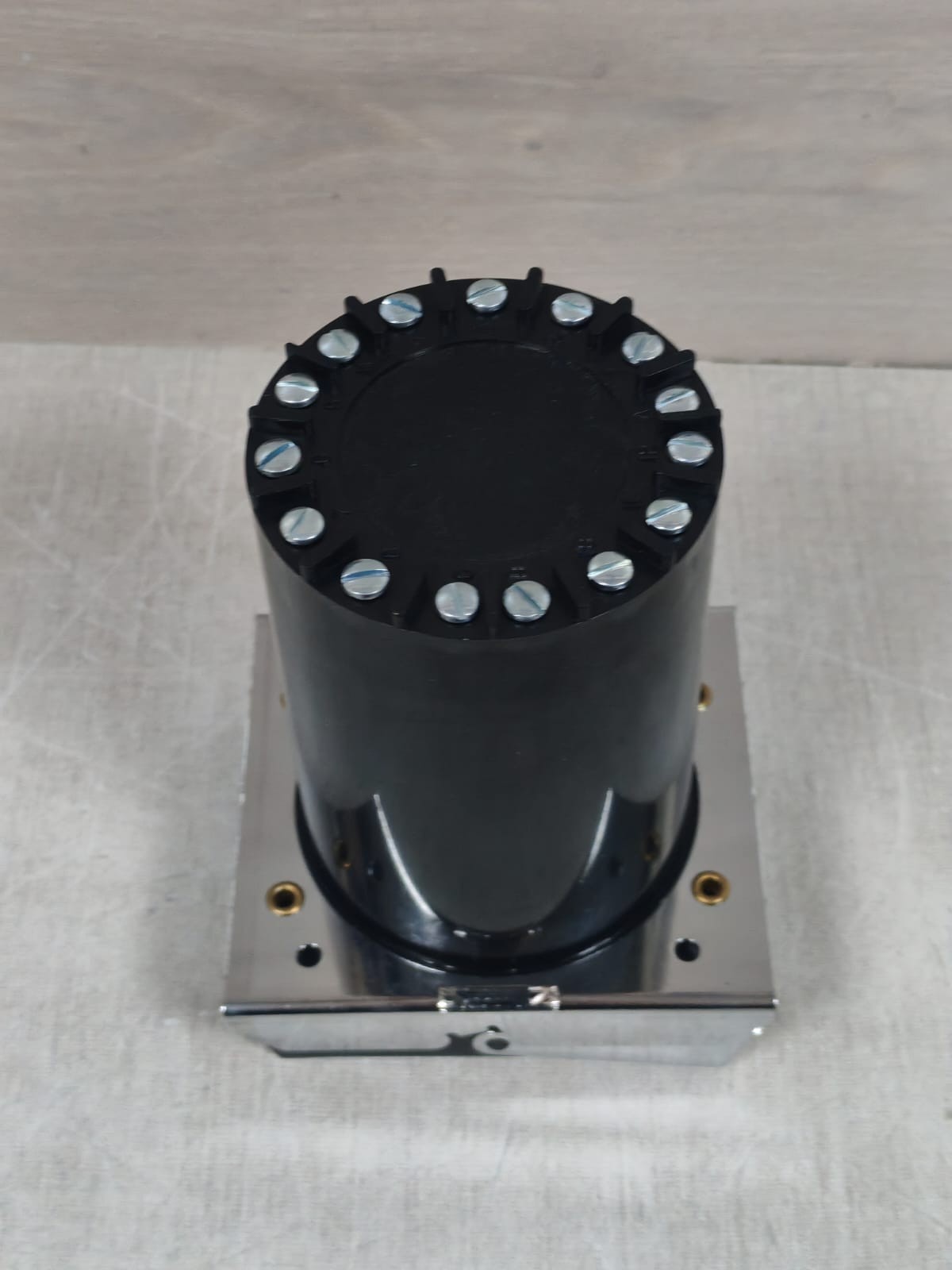 AUTOMATIC TIMING & CONTROLS 653-8-3001 AUTOMATIC TIMING & CONTROLS 653-8-3001 MICROPROCESSOR TIMER 240VAC 10