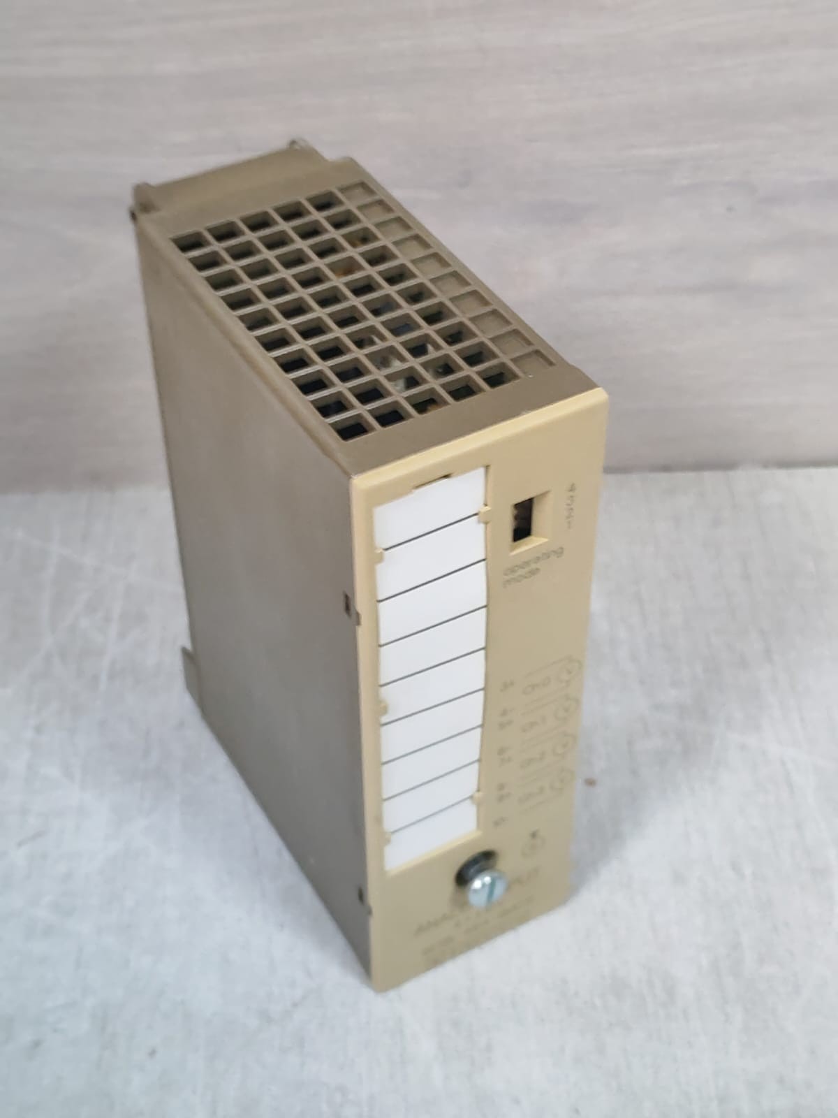 Siemens 6ES5-464-8MC11 SIEMENS SIMATIC S5 6ES5-464-8MC11 ANALOG INPUT MODULE 24VDC 3