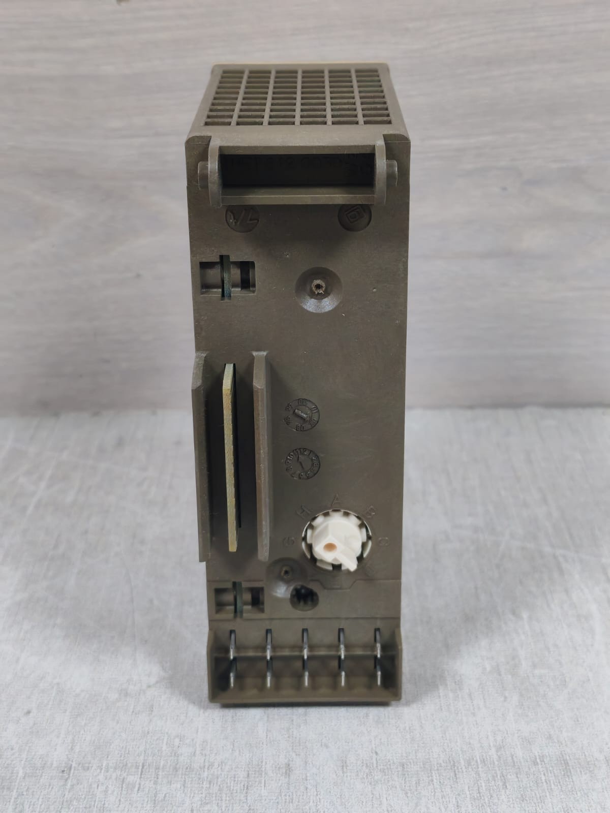 Siemens 6ES5-470-8MA12 SIEMENS SIMATIC S5 6ES5-470-8MA12 ANALOG INPUT MODULE 24VDC 10