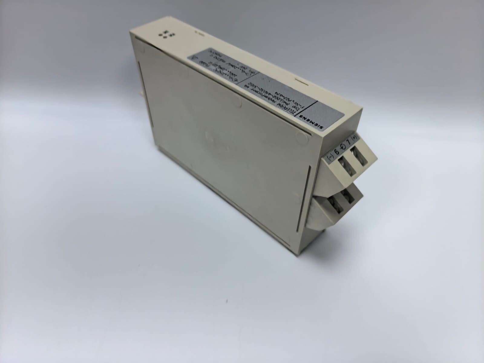 Siemens 7NG1202-4AD32-3RB2 SIEMENS 7NG1202-4AD32-3RB2 TELEPERM TRANSDUCER 9