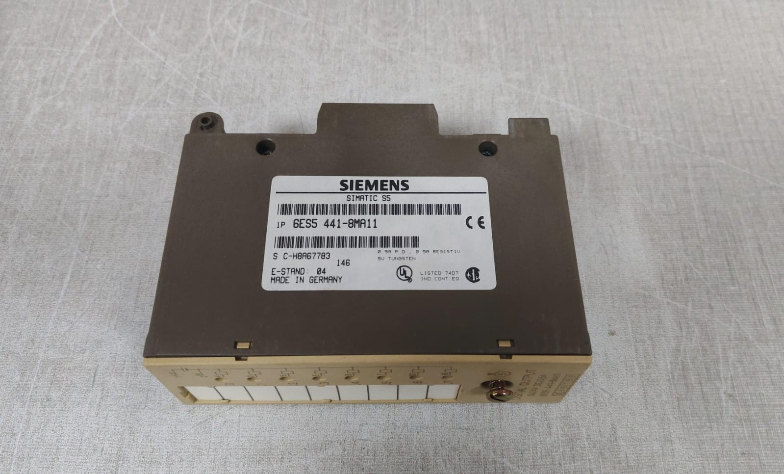Siemens 6ES5-441-8MA11 SIEMENS SIMATIC S5 6ES5-441-8MA11 DIGITAL OUTPUT MODULE 24VDC 8