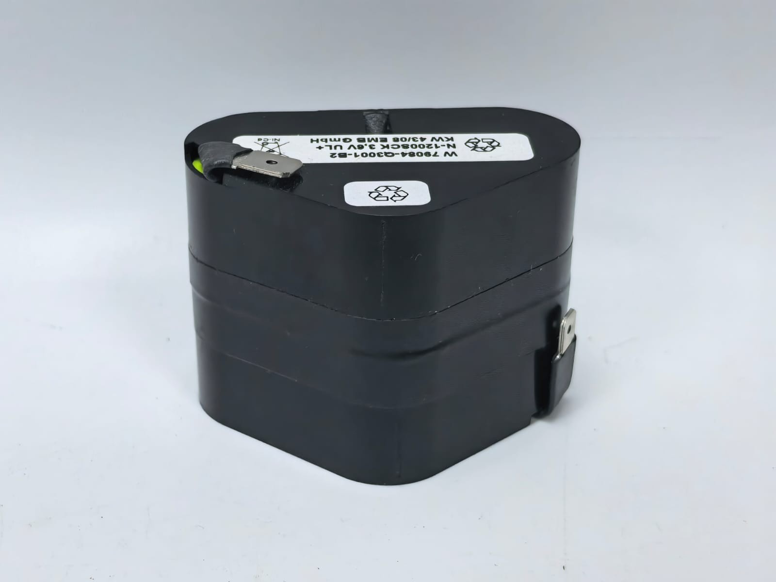 Siemens W 79084-Q3001-B2 SIEMENS W 79084-Q3001-B2 BATTERY PACK FOR SIMATIC S5 3
