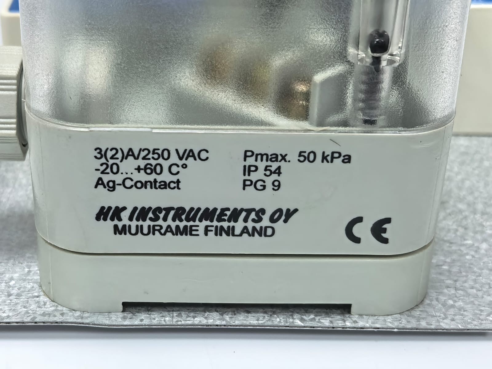 HK INSTRUMENTS MM-200600 HK INSTRUMENTS MANOMETER MM 200600 2