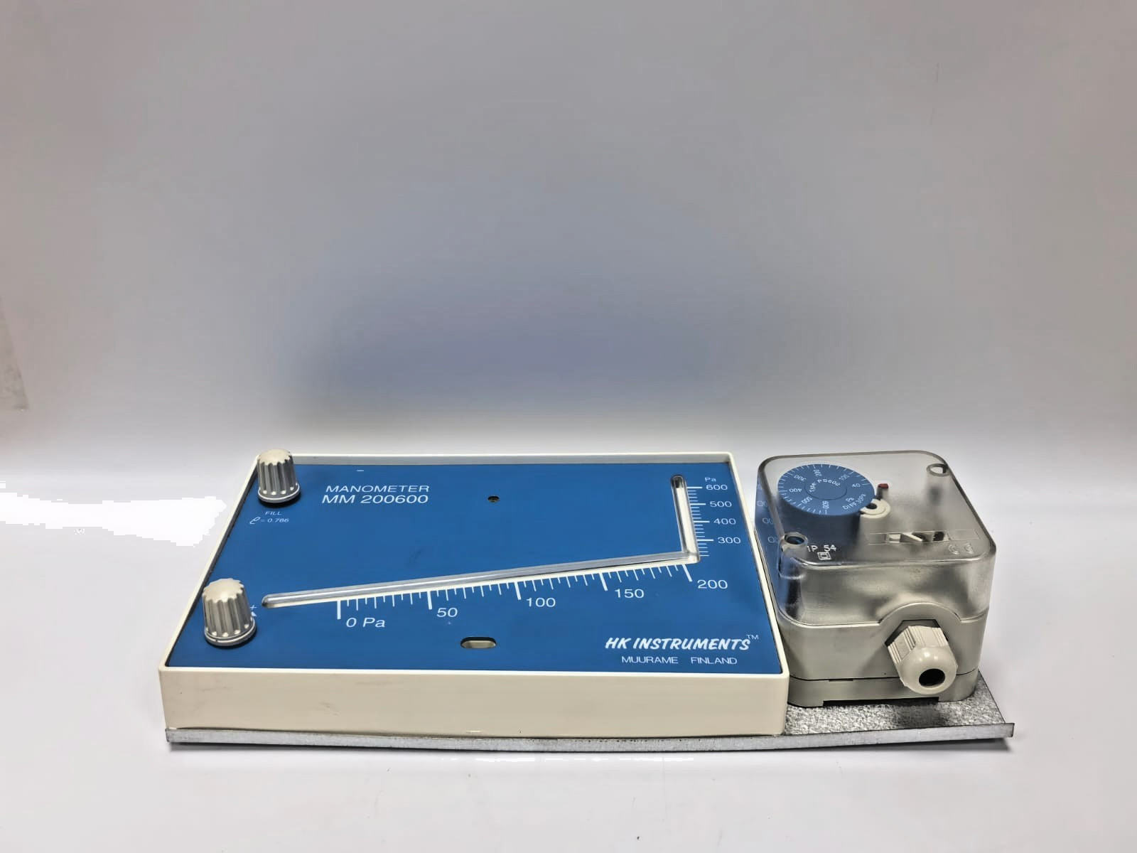 HK INSTRUMENTS MM-200600 HK INSTRUMENTS MANOMETER MM 200600 5