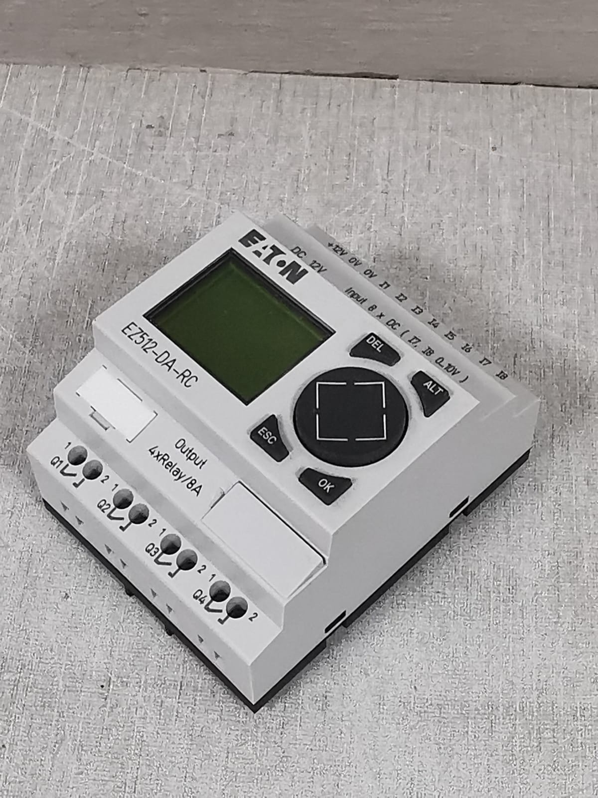 Eaton EZ512-DA-RC / EZ512-DA-RC-1 EATON EZ512-DA-RC / EZ512-DA-RC-1 PROGRAMMABLE CONTROLLER 4