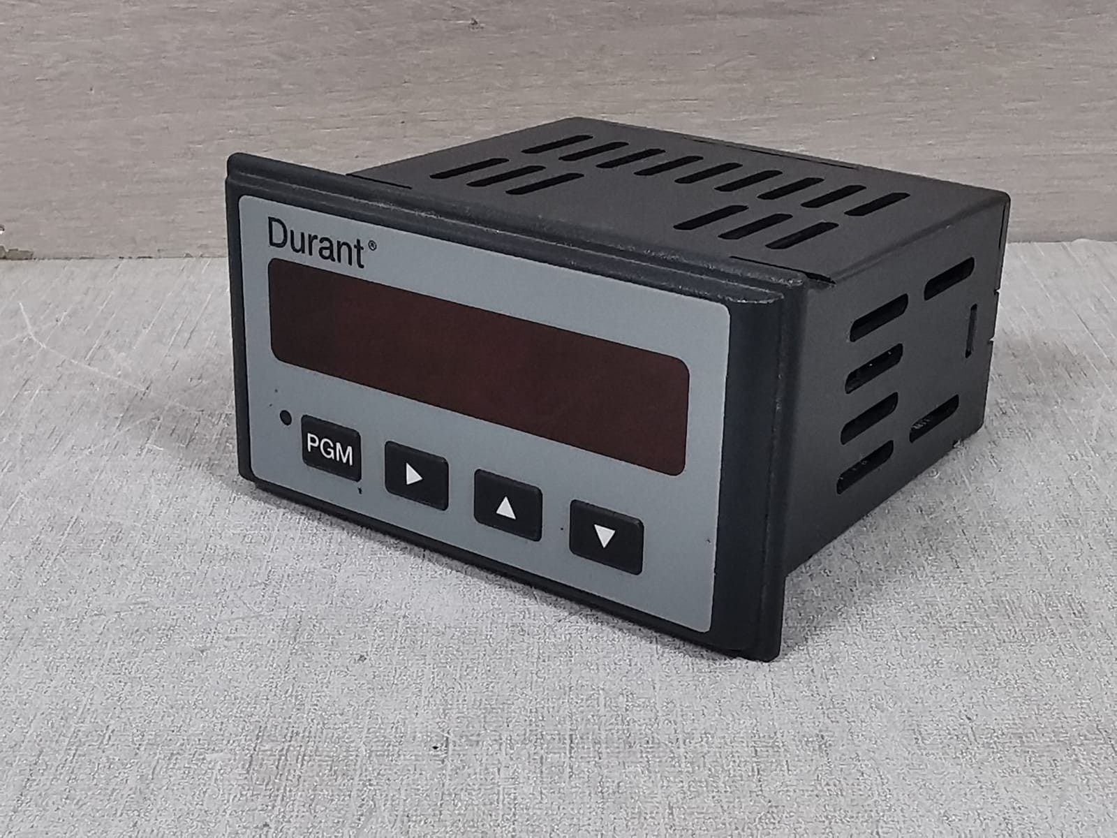 EATON DURANT 57700-400 EATON DURANT 57700-400 ECLIPSE SERIES PANEL METER 4