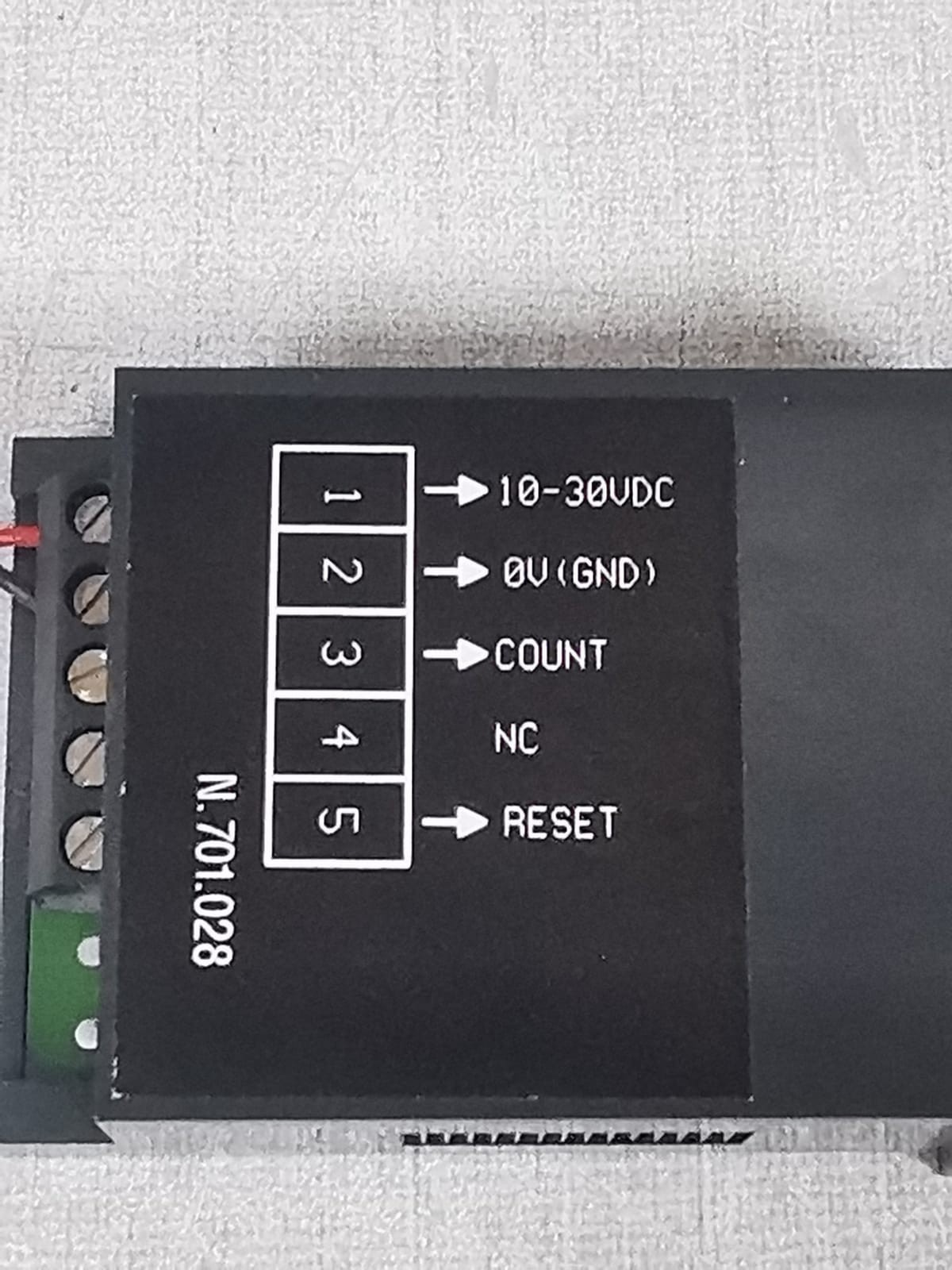 Eaton E5-024-E0402 EATON E5-024-E0402 1-CHANNEL 1/32 DIN LED MULTI-FUNCTIION TOTALISER 5