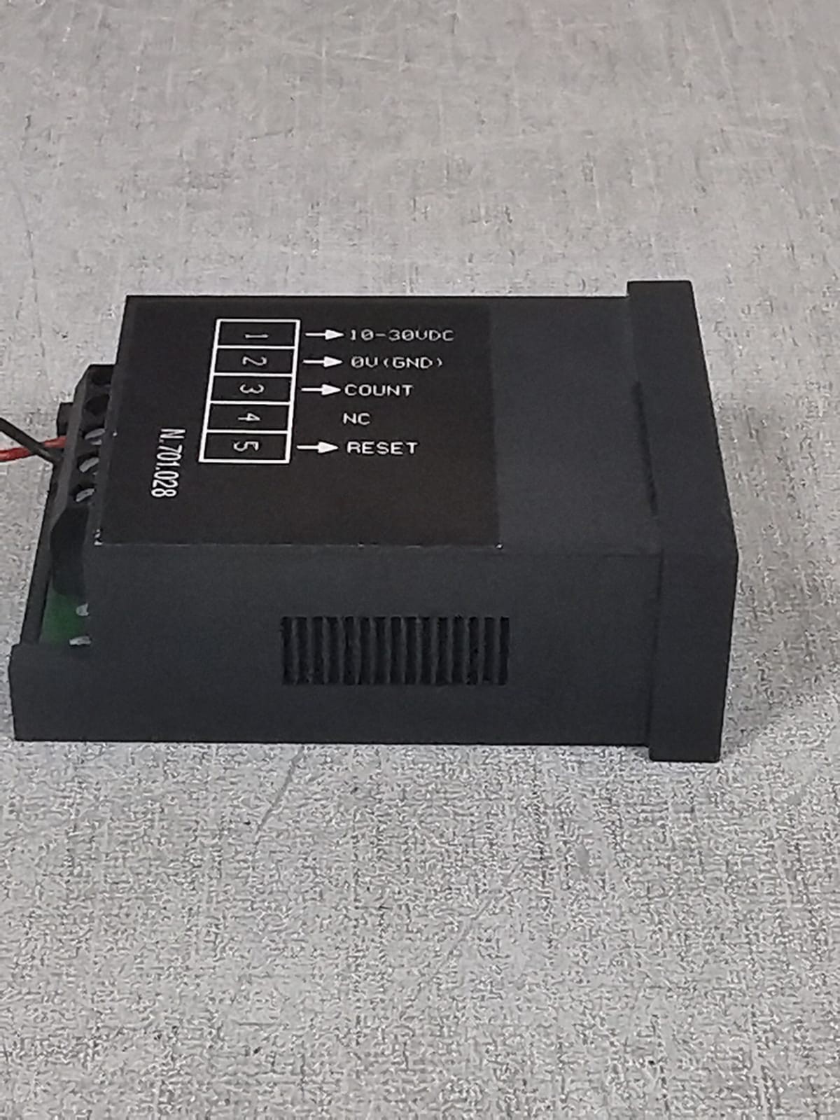 Eaton E5-024-E0402 EATON E5-024-E0402 1-CHANNEL 1/32 DIN LED MULTI-FUNCTIION TOTALISER 7