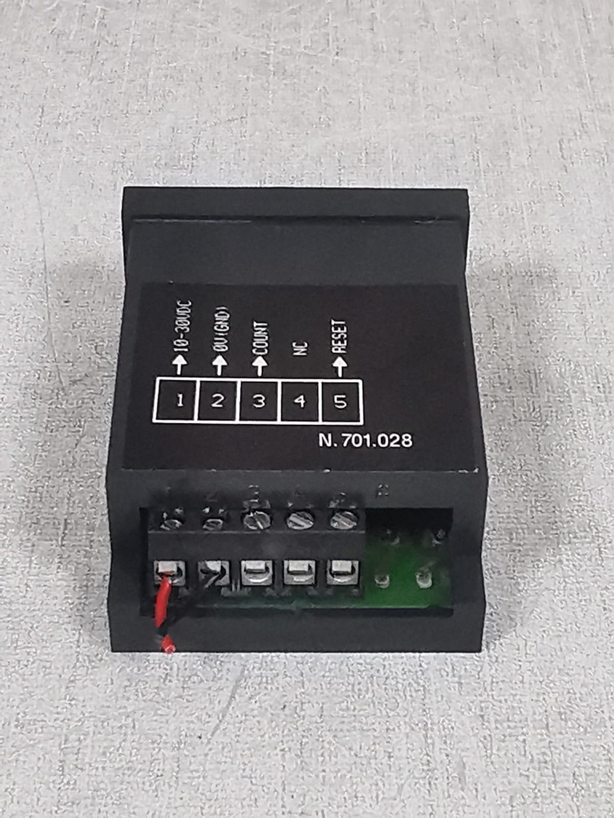 Eaton E5-024-E0402 EATON E5-024-E0402 1-CHANNEL 1/32 DIN LED MULTI-FUNCTIION TOTALISER 8