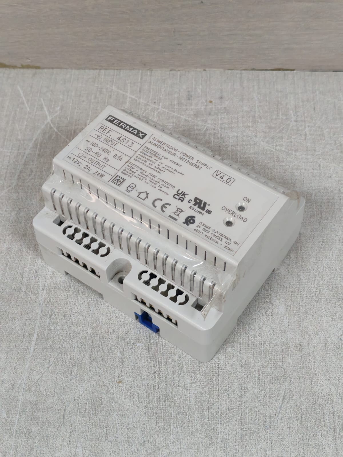 FERMAX REF.4813 V4.0 FERMAX REF.4813 ALIMENTADOR POWER SUPPLY V4.0 100-240V 3