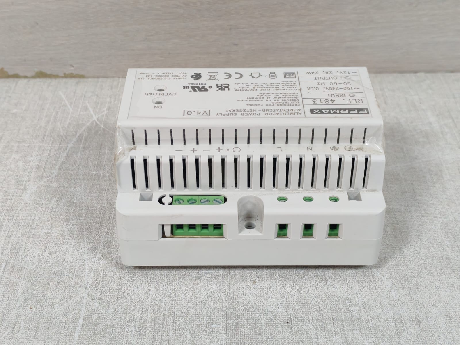 FERMAX REF.4813 V4.0 FERMAX REF.4813 ALIMENTADOR POWER SUPPLY V4.0 100-240V 8