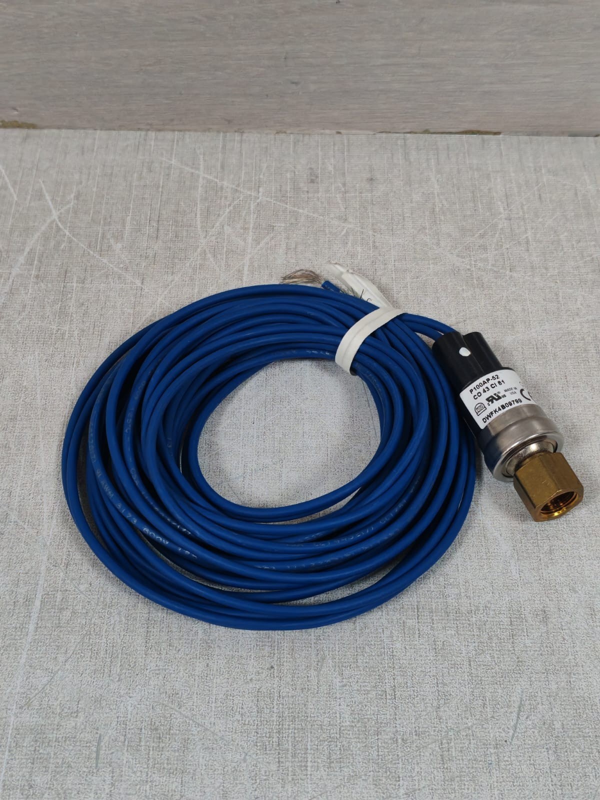 Johnson Controls P100AP-52 JOHNSON CONTROLS P100AP-52 PRESSURE SWITCH 2
