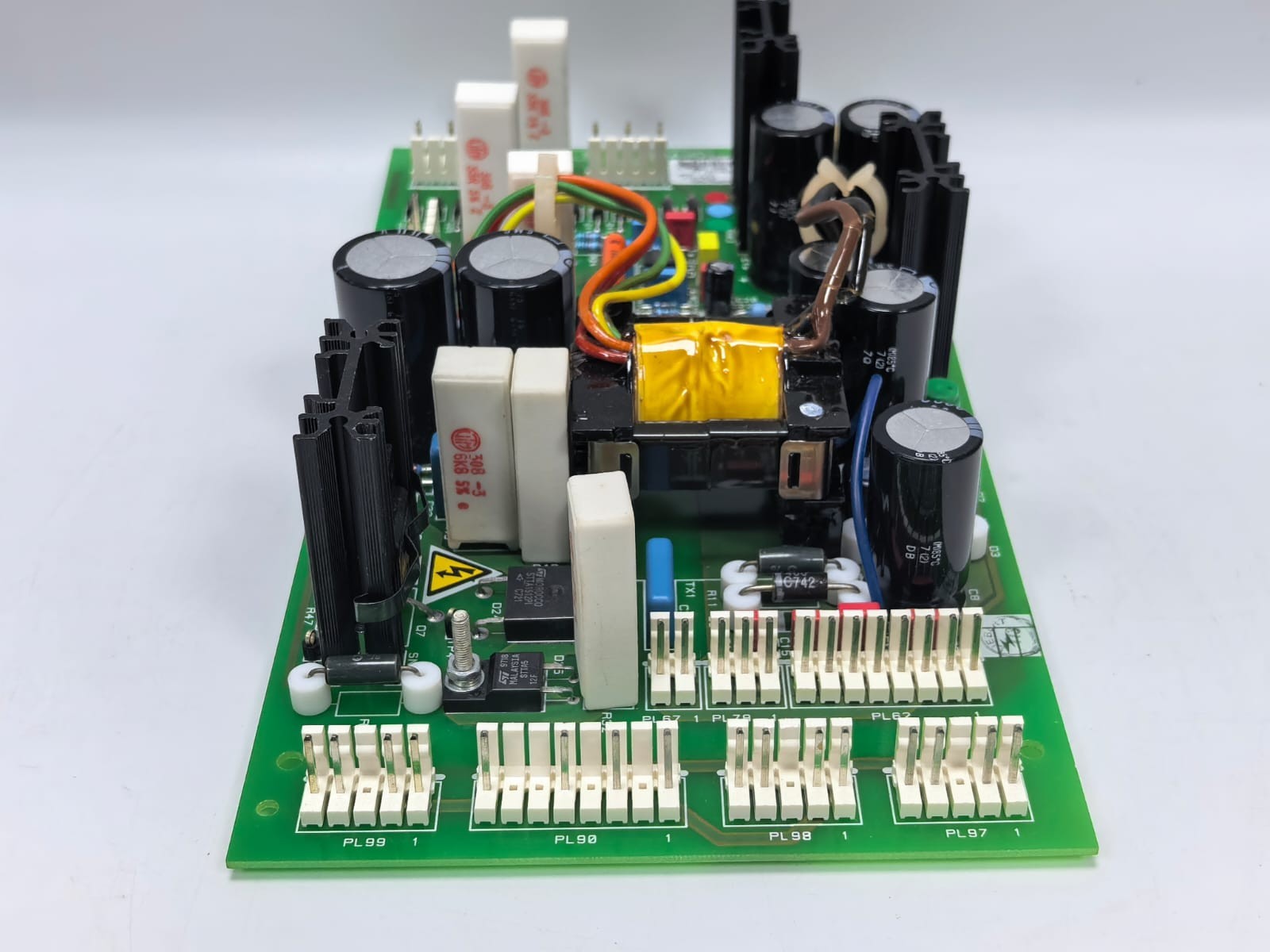 LIEBERT-HIROSS T75376002 LIEBERT-HIROSS T75376002 AUXILLARY P.S.U BOARD 6