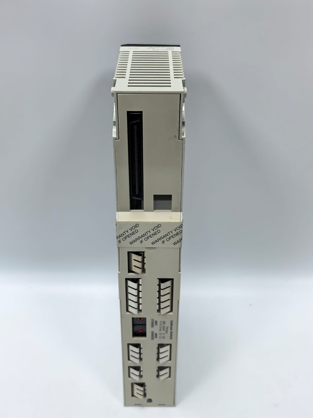Schneider Electric 140CRA93100 SCHNEIDER ELECTRIC 140CRA93100 MODICON QUANTUM 9