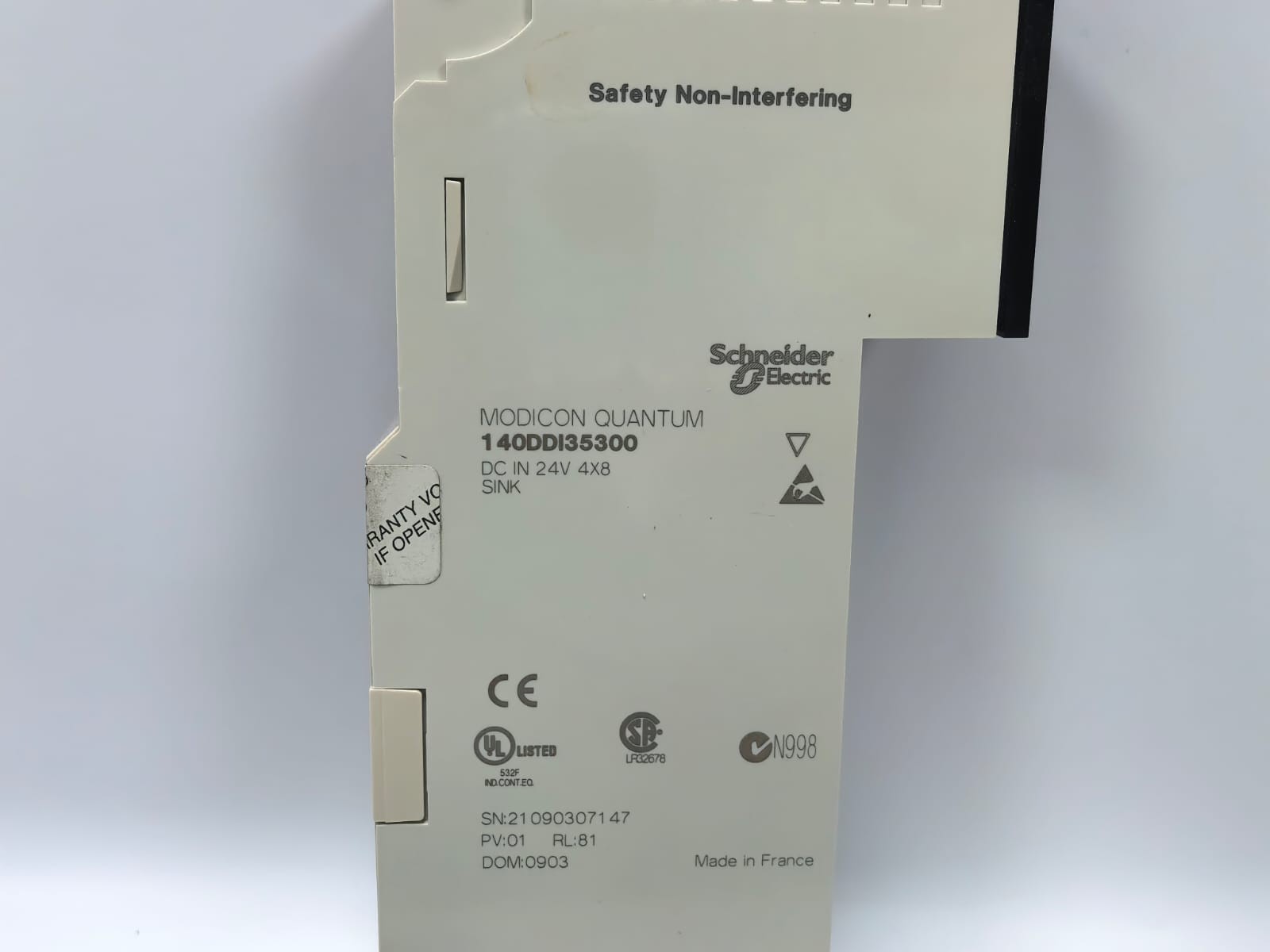 Schneider Electric 140DDI35300 SCHNEIDER ELECTRIC 140DDI35300 24VDC IN MODICON QUANTUM PV.01 RL.81 4