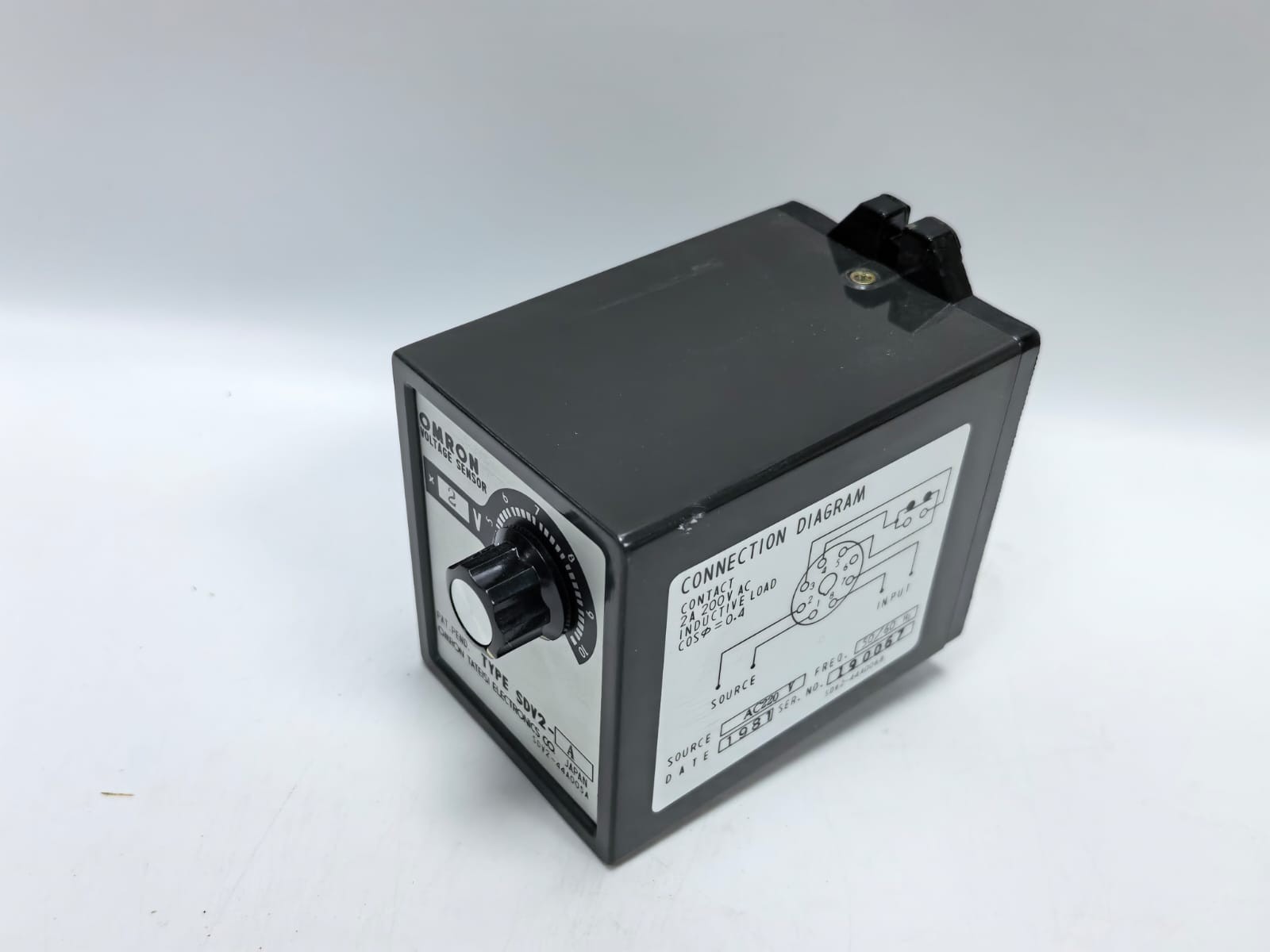 Omron SDV2-A OMRON SDV2-A VOLTAGE SENSOR 9