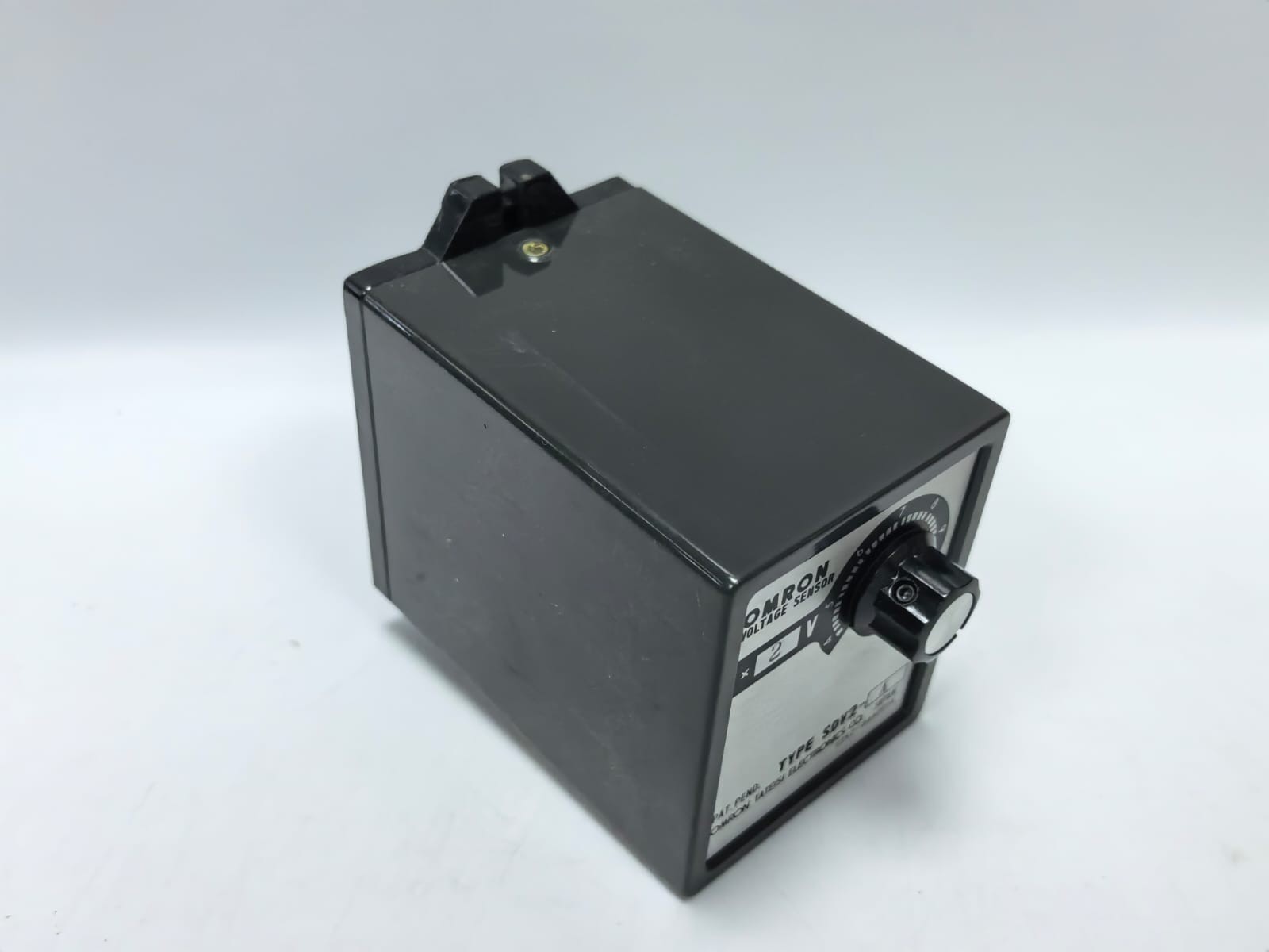 Omron SDV2-A OMRON SDV2-A VOLTAGE SENSOR 10