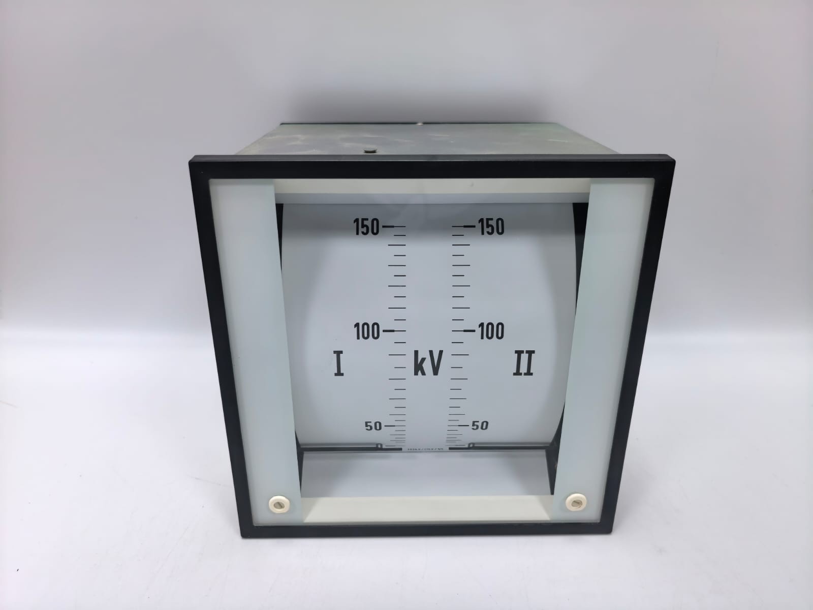 CEWE WQ144/23 CEWE INSTRUMENT WQ144/23 DUAL VOLT METER 132KV/115V/V3 2