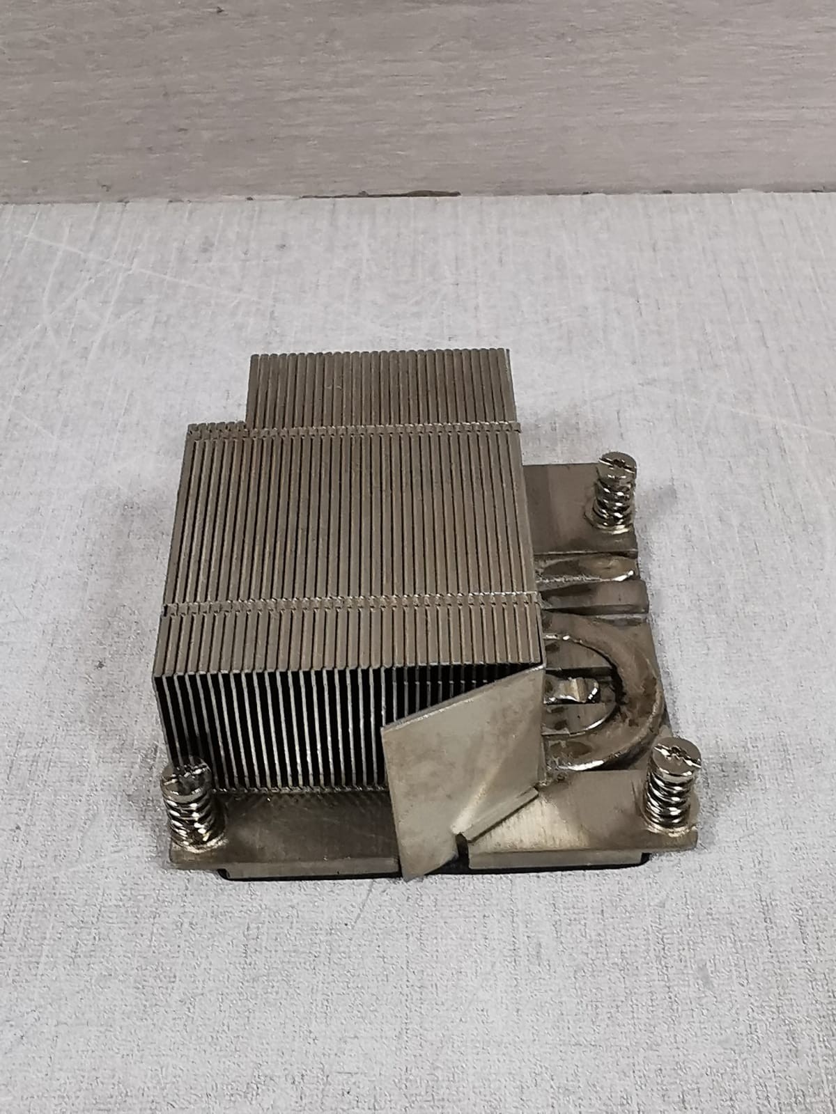 HP 412720-001 CO-418274-001 HP 412720-001 CO-418274-001 BL465C HEATSINK W/ TERMINAL GREASE 8