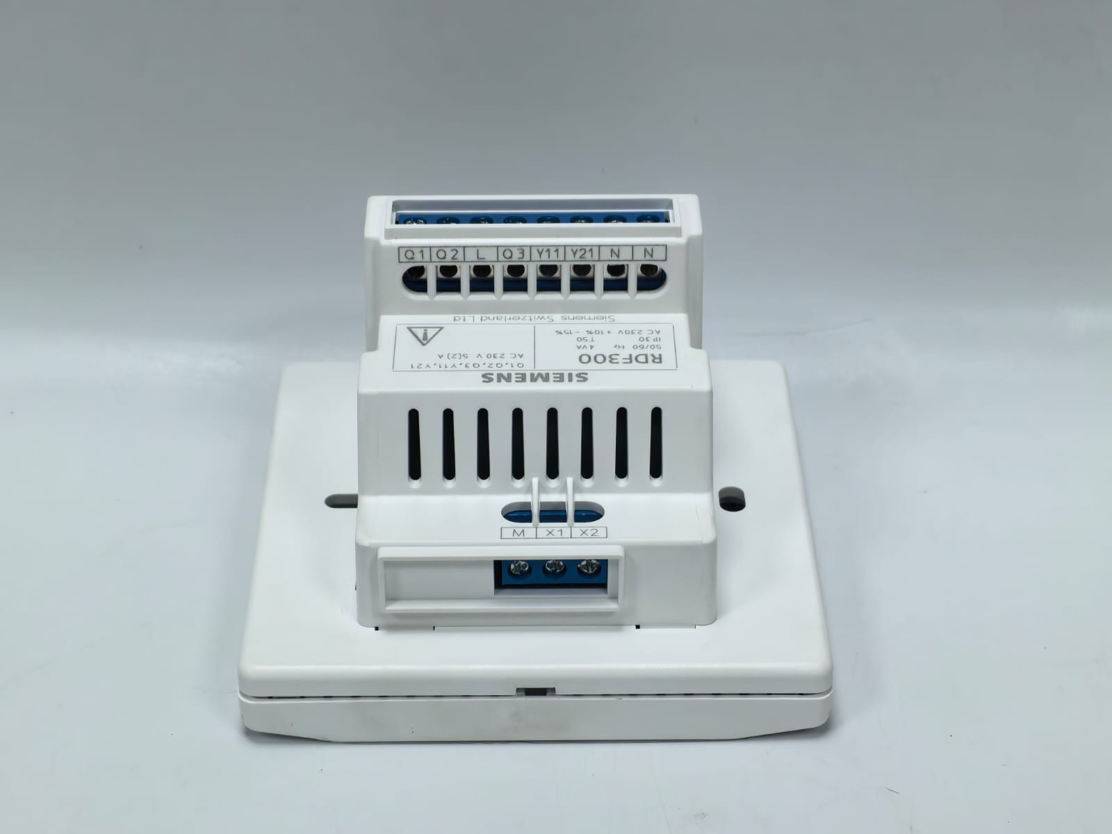 Siemens RDF300 SIEMENS RDF300 FLUSH-MOUNTED ROOM THERMOSTAT 7