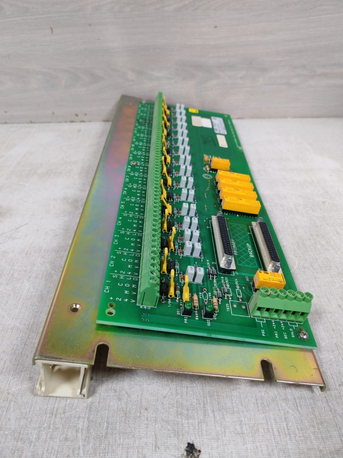 FISHER CONTROLS CL6862X1-A2 04-92 41B9148X032 REV.H FISHER CONTROLS CL6862 41B9148X032-92 005 CL6862X1-A2 04-92 41B9148X032 REV.H 9