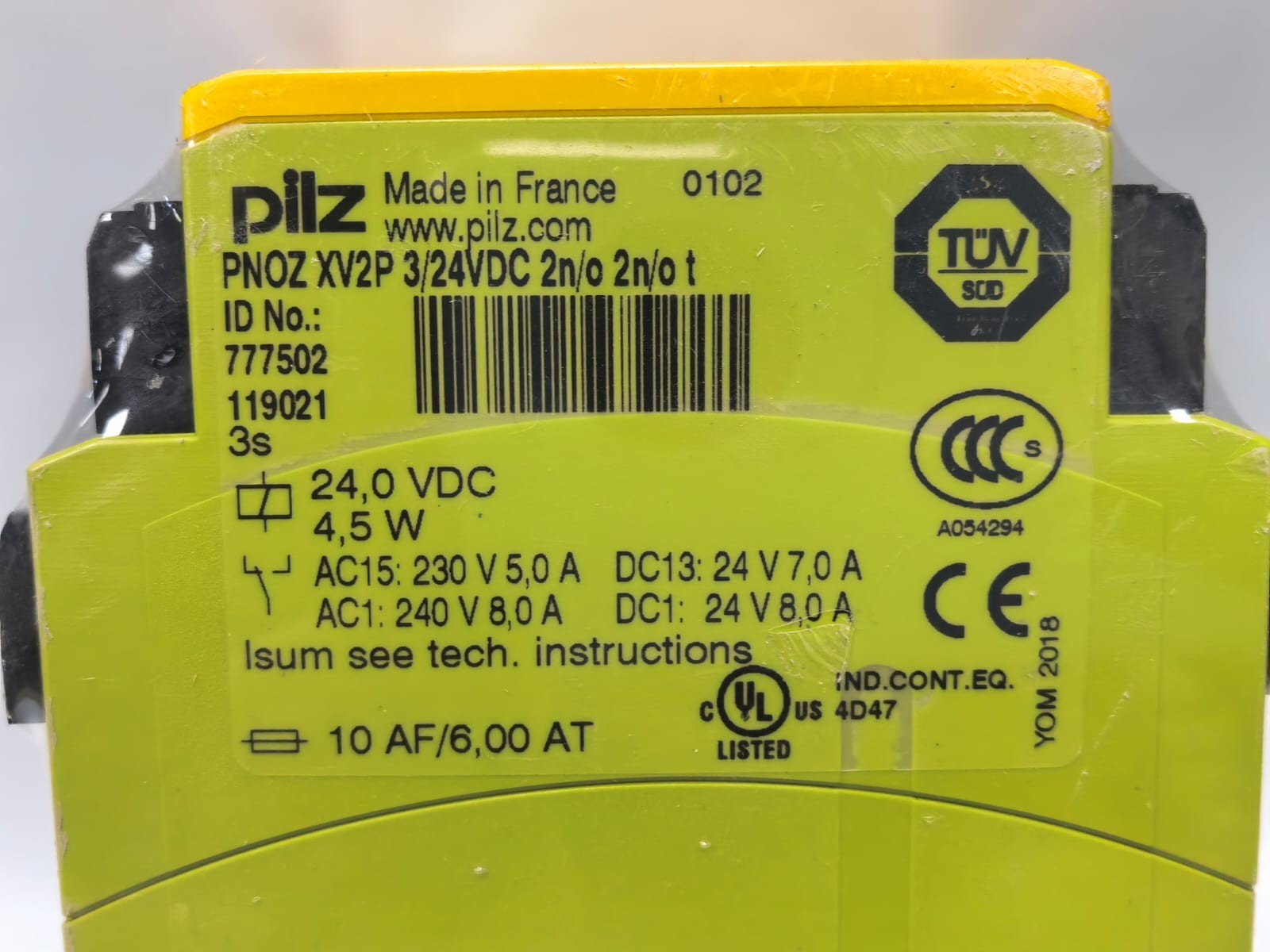 Pilz 777502 PILZ PNOZ XV2P 3/24VDC 2N/O SAFETY RELAY 777502 3
