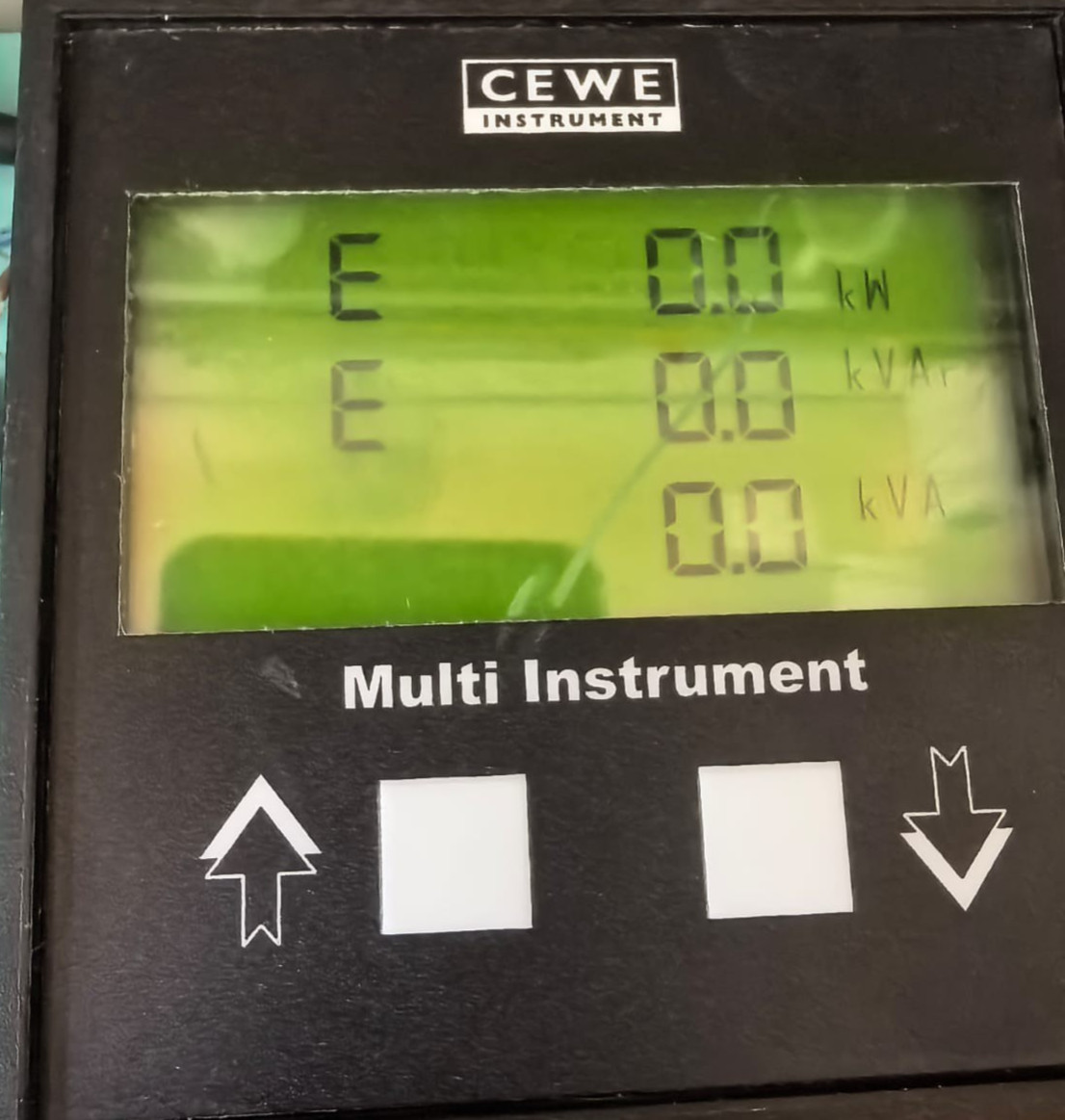 CEWE MI-2-34 CEWE MI-2-34 UNBALANCED LOAD 3-PHASE 4-WIRE 2