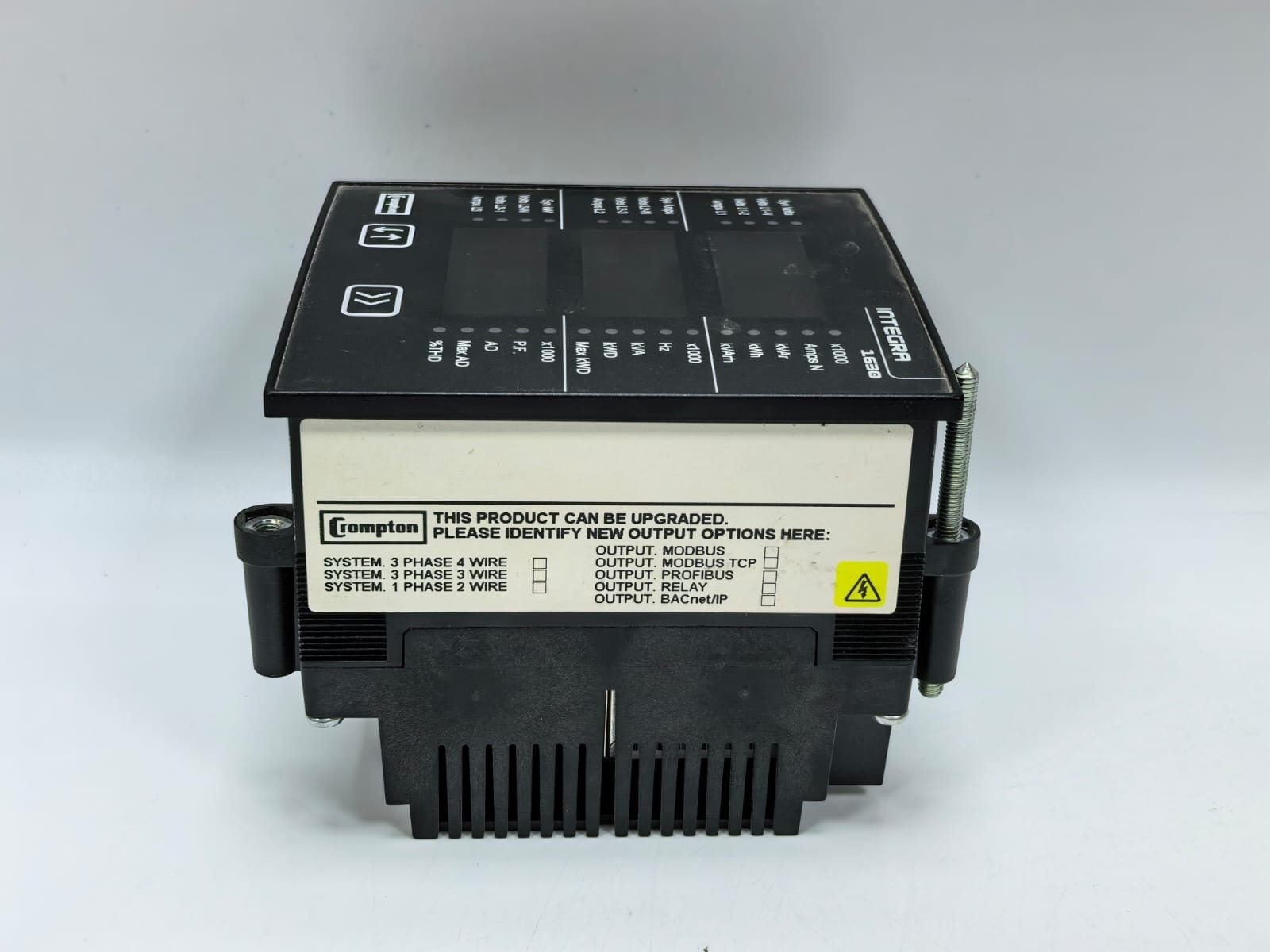 CROMPTON INT-1630-L-1-M-070 CROMPTON INTEGRA INT-1630-L-1-M-070 DIGITAL METERING SYSTEM 100-240V 7