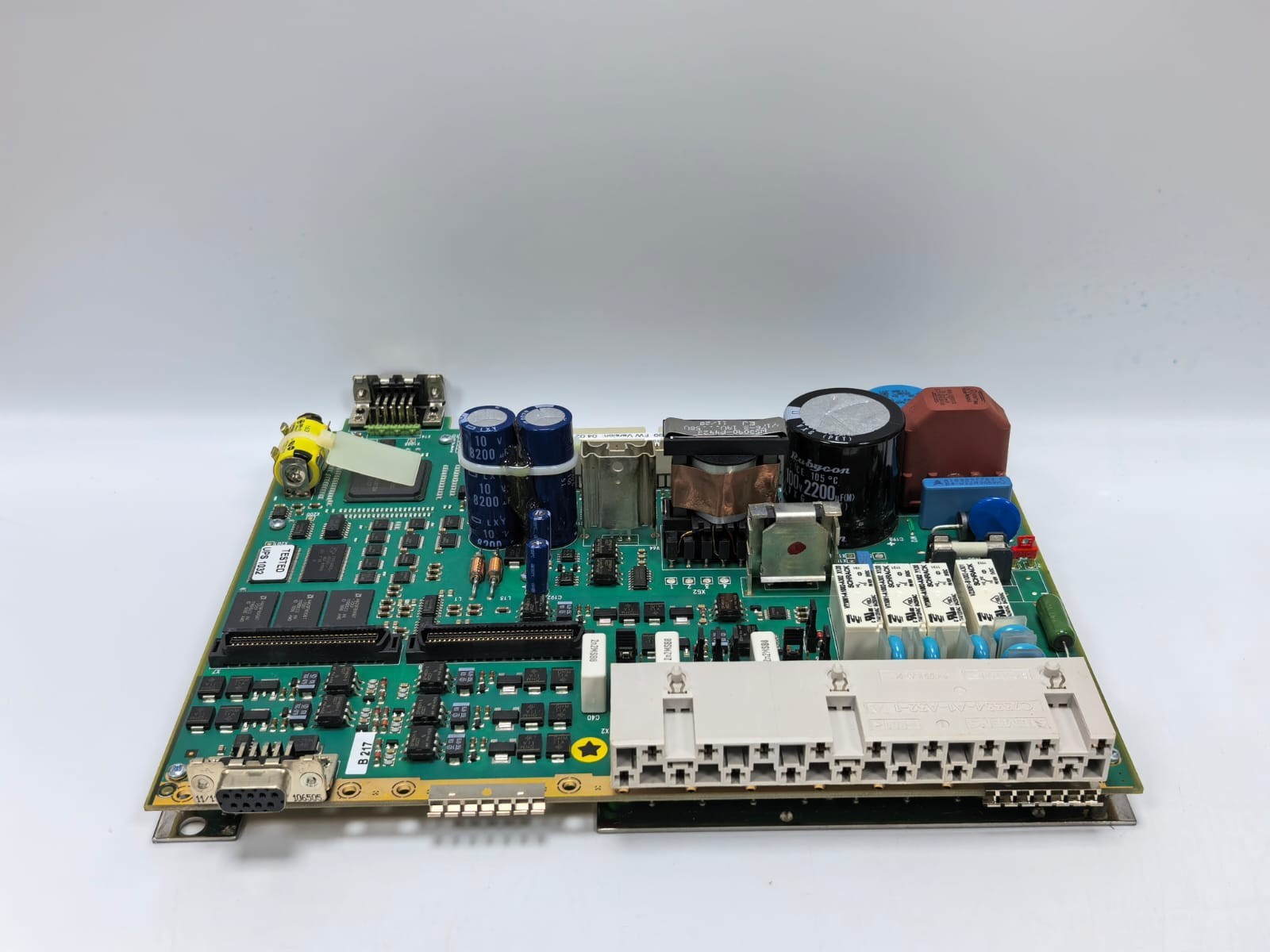 Siemens 6MD6130-2FB92-0AA0/BB SIEMENS 6MD6130-2FB92-0AA0/BB L0S B-CPU DC MIT CONVERTER 7