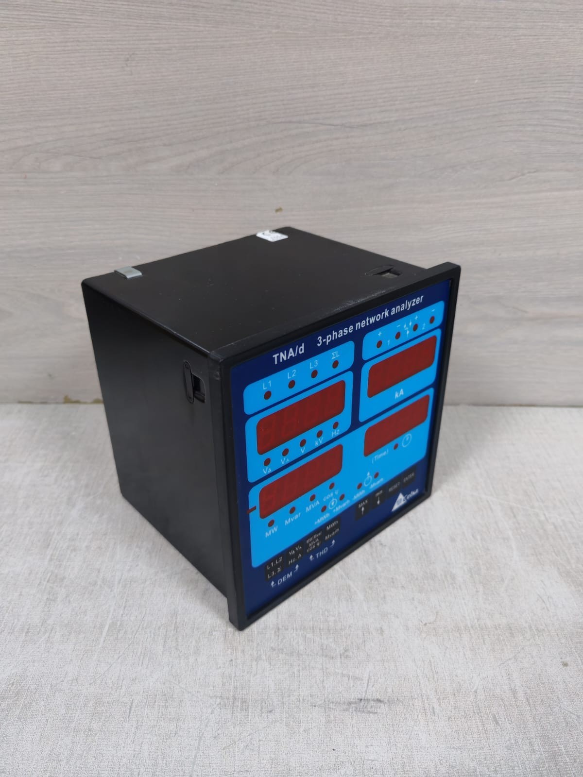 CELSA TNA/D CELSA TNA/D 3-PHASE NETWORK ANALYZER 8