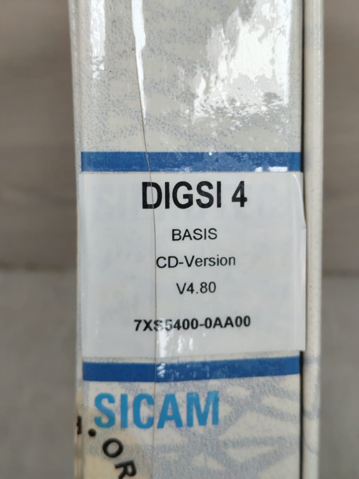 Siemens 7XS5400-0AA00 SIEMENS DIGSI4 V4.80 7XS5400-0AA00 BASIS CD-VERSION OPERATIING PROG.FOR SIPROTEC 6