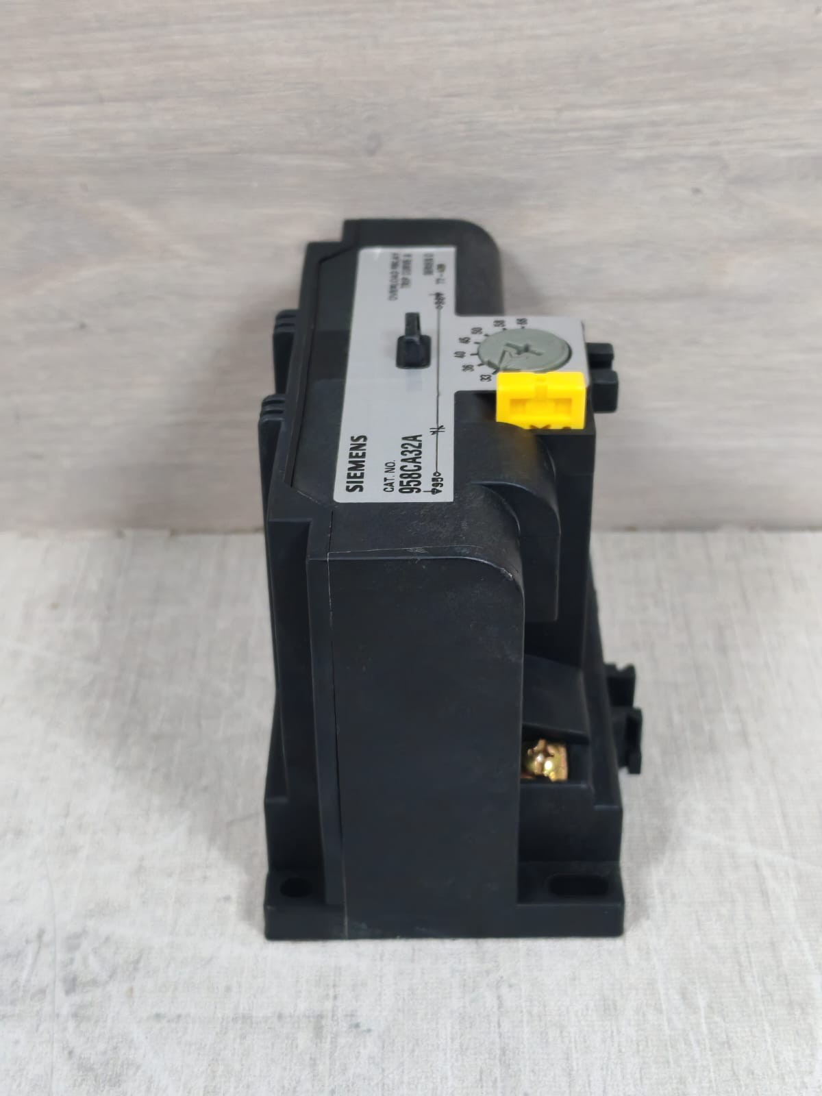 Siemens 958CA32A SIEMENS 958CA32A SOLID STATE OVERLOAD RELAY TRIP CURVE A SERIES C 10