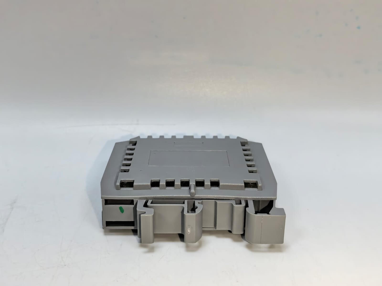 ABB 1SNA010134R1700 ABB EB4D 1SNA010134R1700 SCREW CLAMPS TERMINAL BLOCKS 7