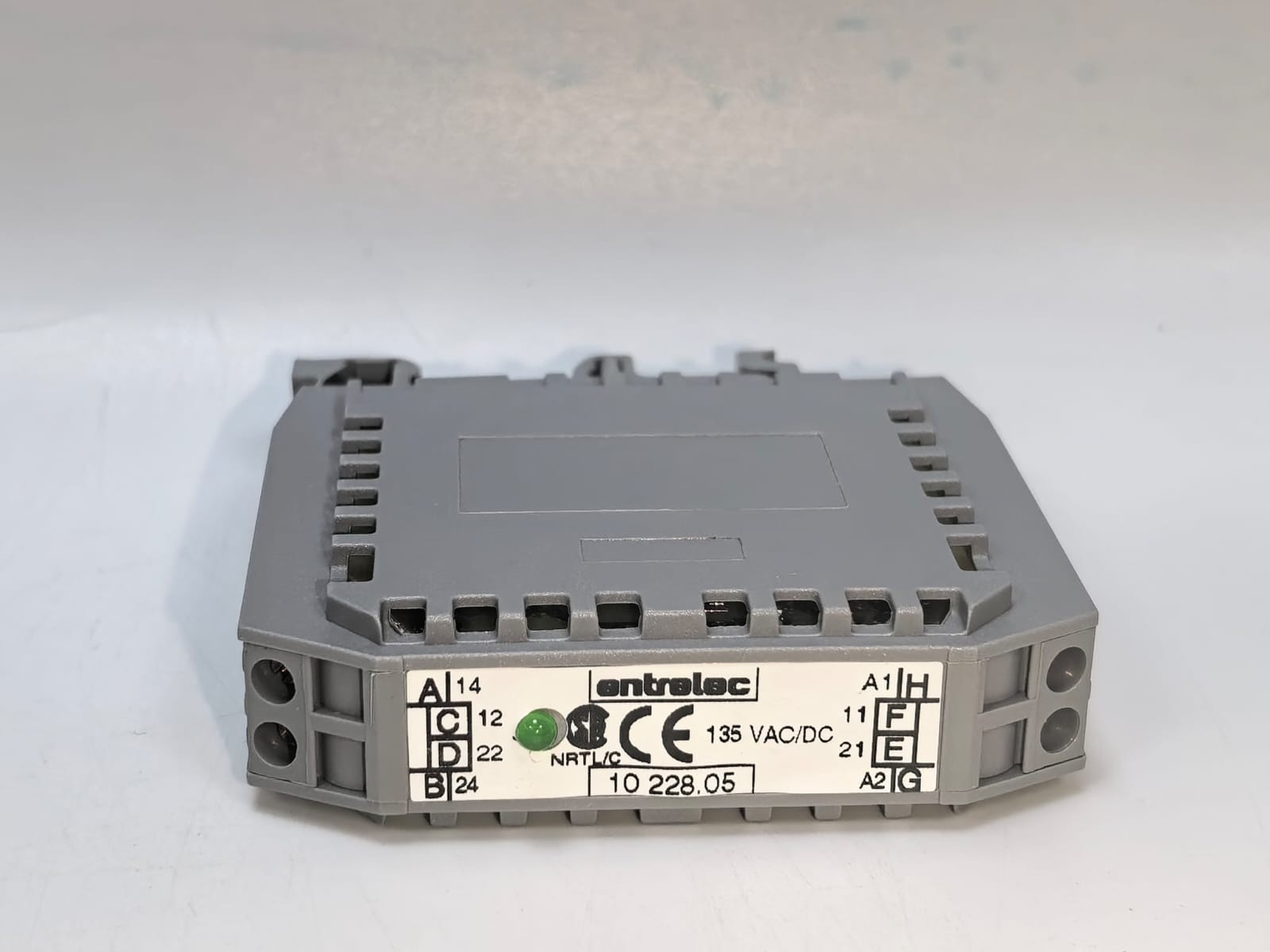 ABB RB122A-135VAC-DC ENTRELEC 001022805 RB122A-135VAC-DC TERMINAL BLOCK ABB 1SNA010228R0500 2