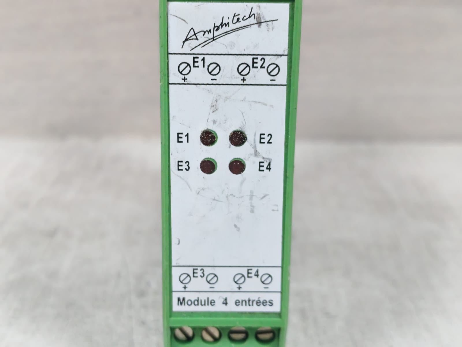 AMPHITECH 2425ZZ0000171571PT00103 AMPHITECH 2425ZZ0000171571PT00103 4 INPUTS MODULE 230VAC 2