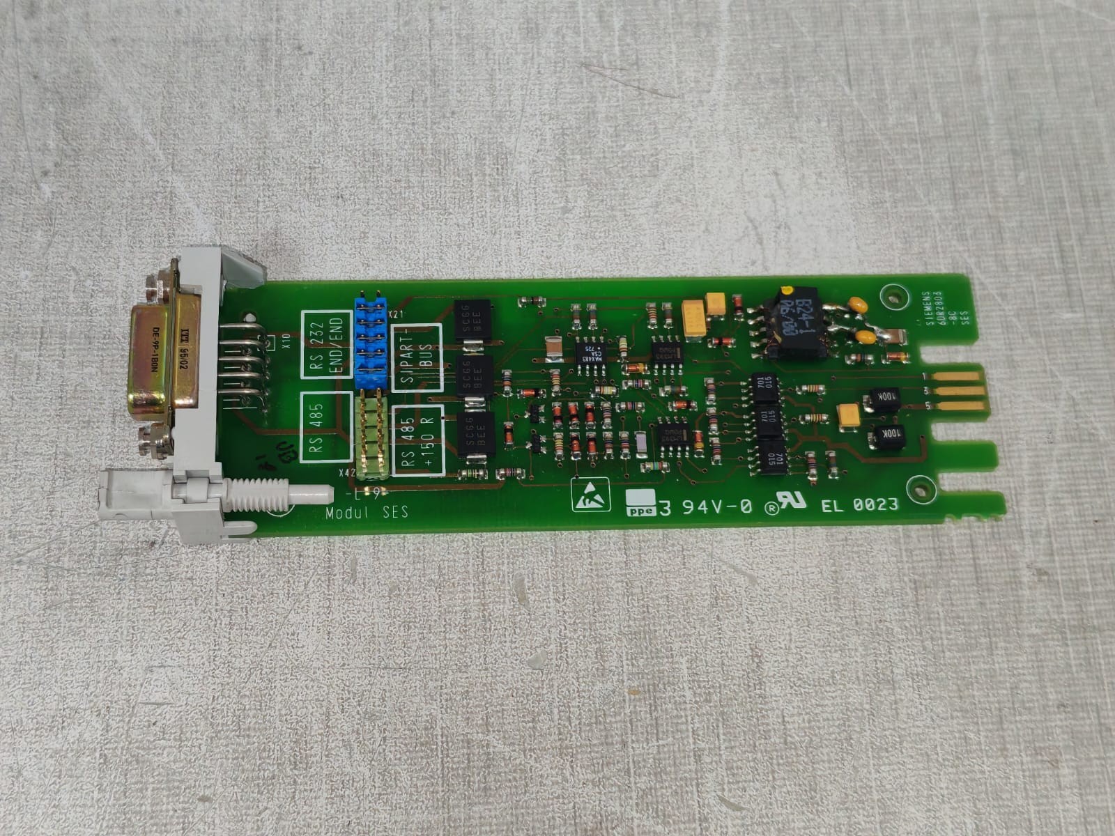 Siemens C73451-A3004-L9 SIEMENS C73451-A3004-L9 / C73451-A3004-P9-04-85 PRINTED CIRCUIT BOARD 5