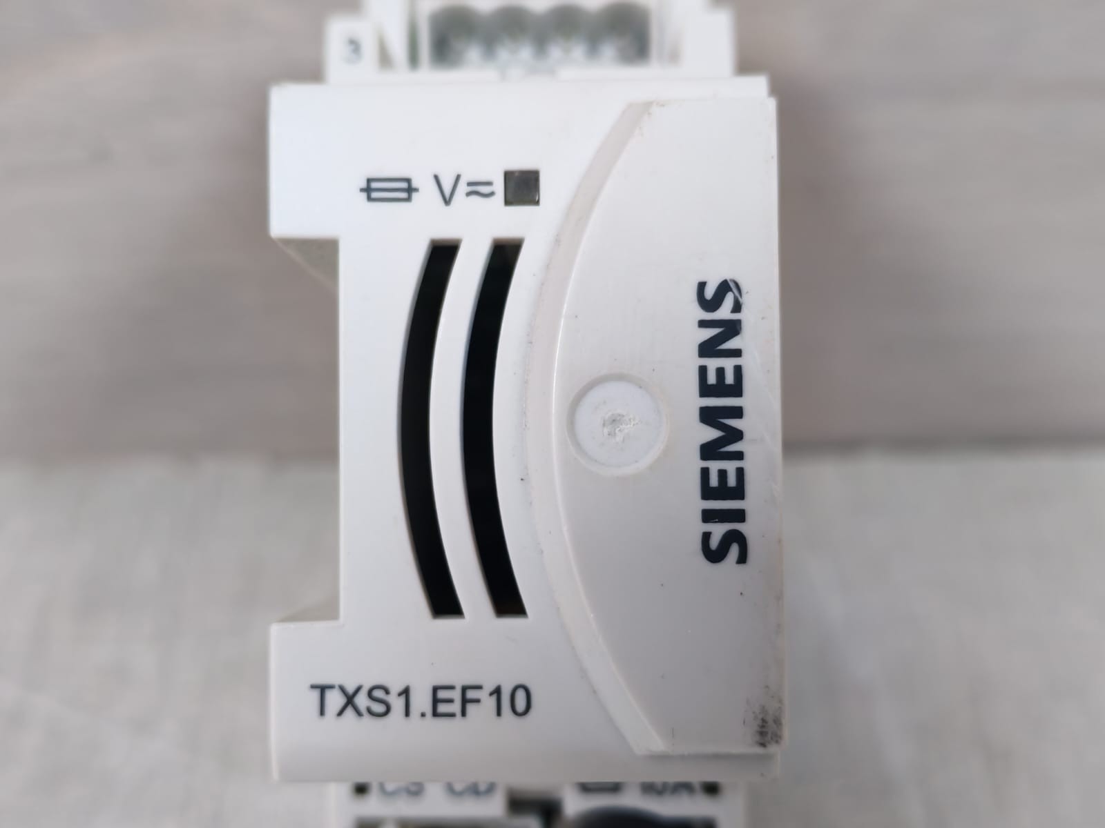 Siemens EF10 SIEMENS TXS1.EF10 BUS CONNECTION MODULE 24V 3