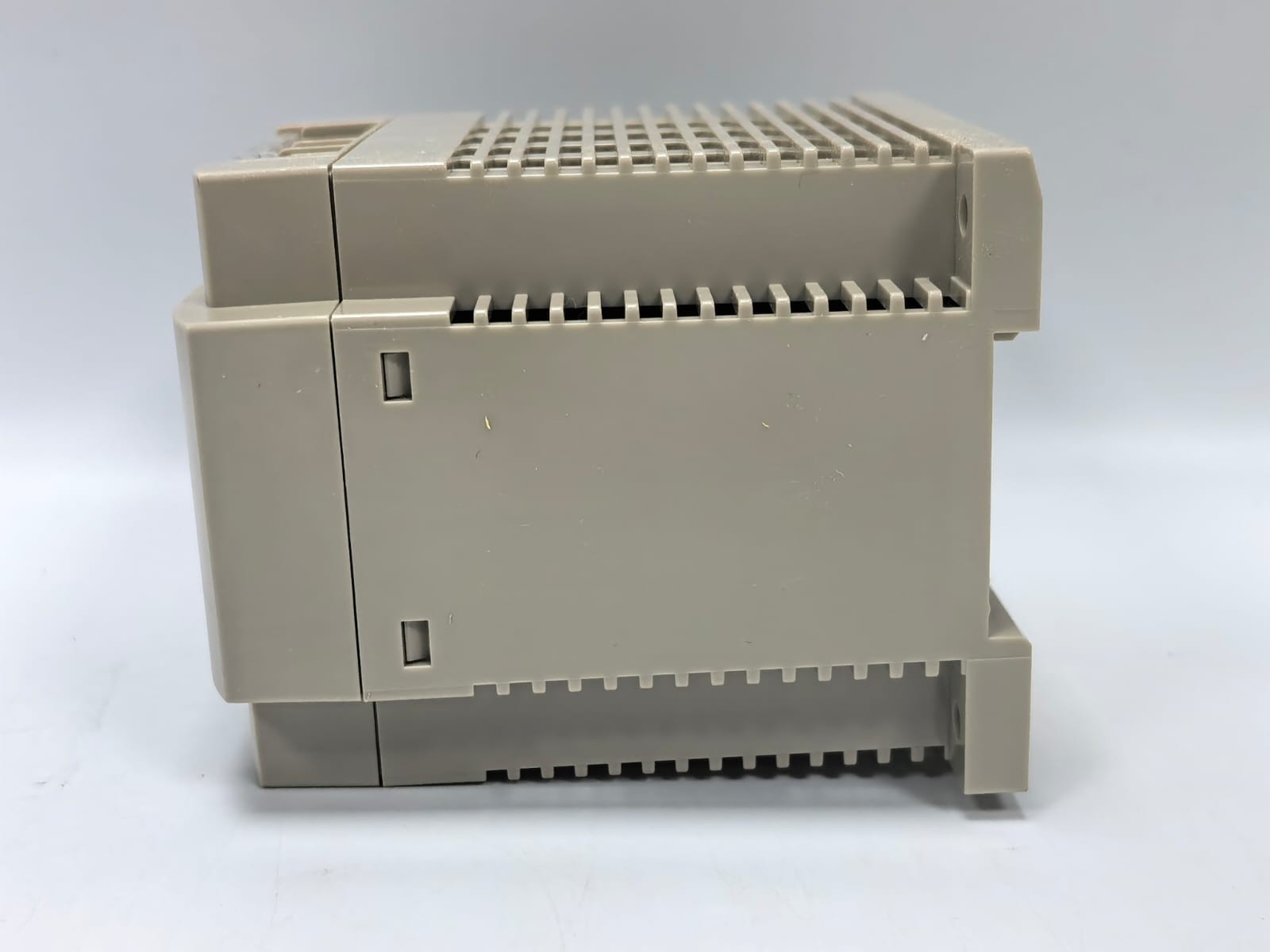 Omron S82K-05024 OMRON S82K-05024 POWER SUPPLY 8
