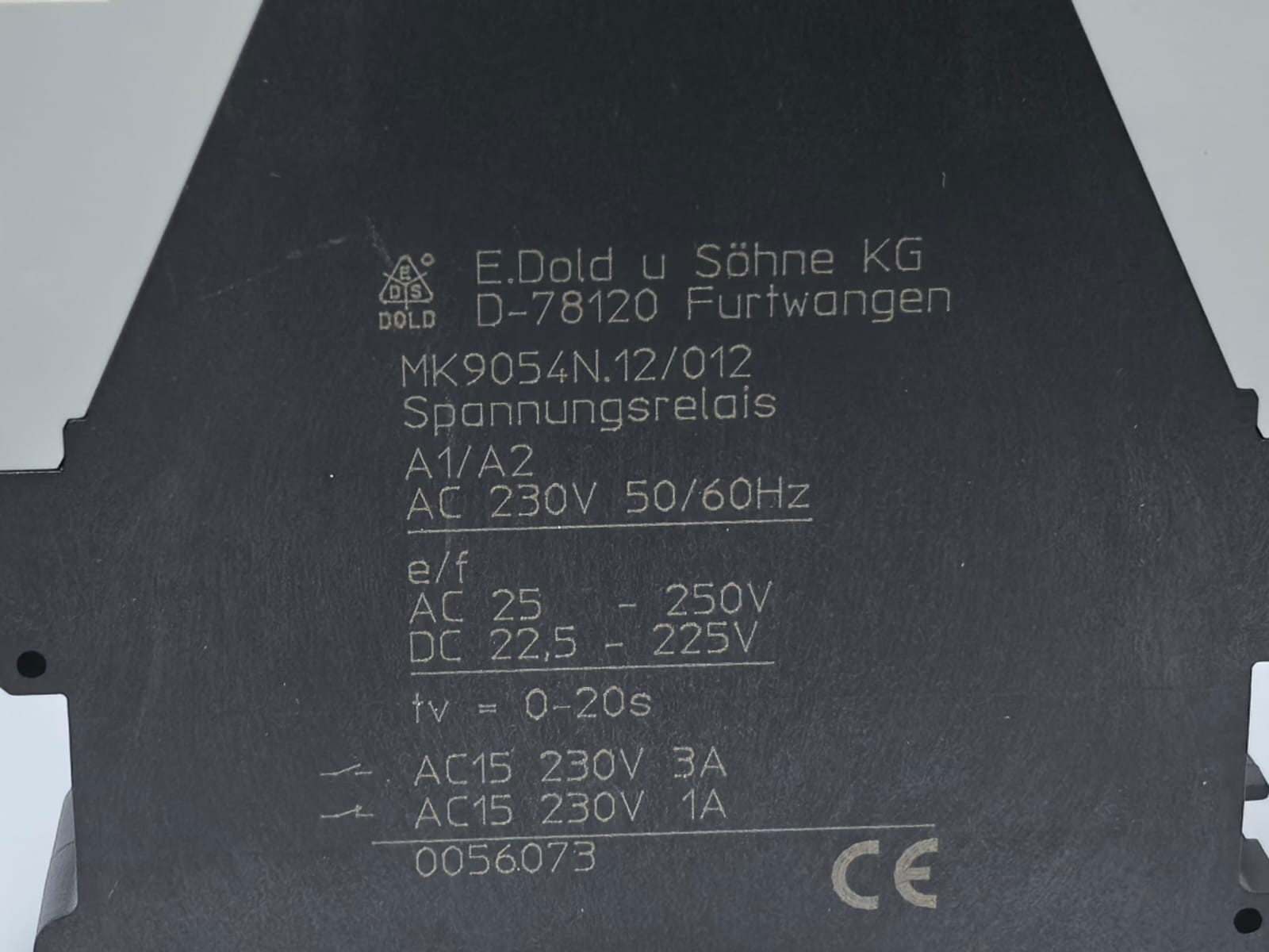DOLD MK9054N.12/012 E.DOLD & SOHNE KG MK9054N.12/012 VOLTAGE RELAY 0056073 4