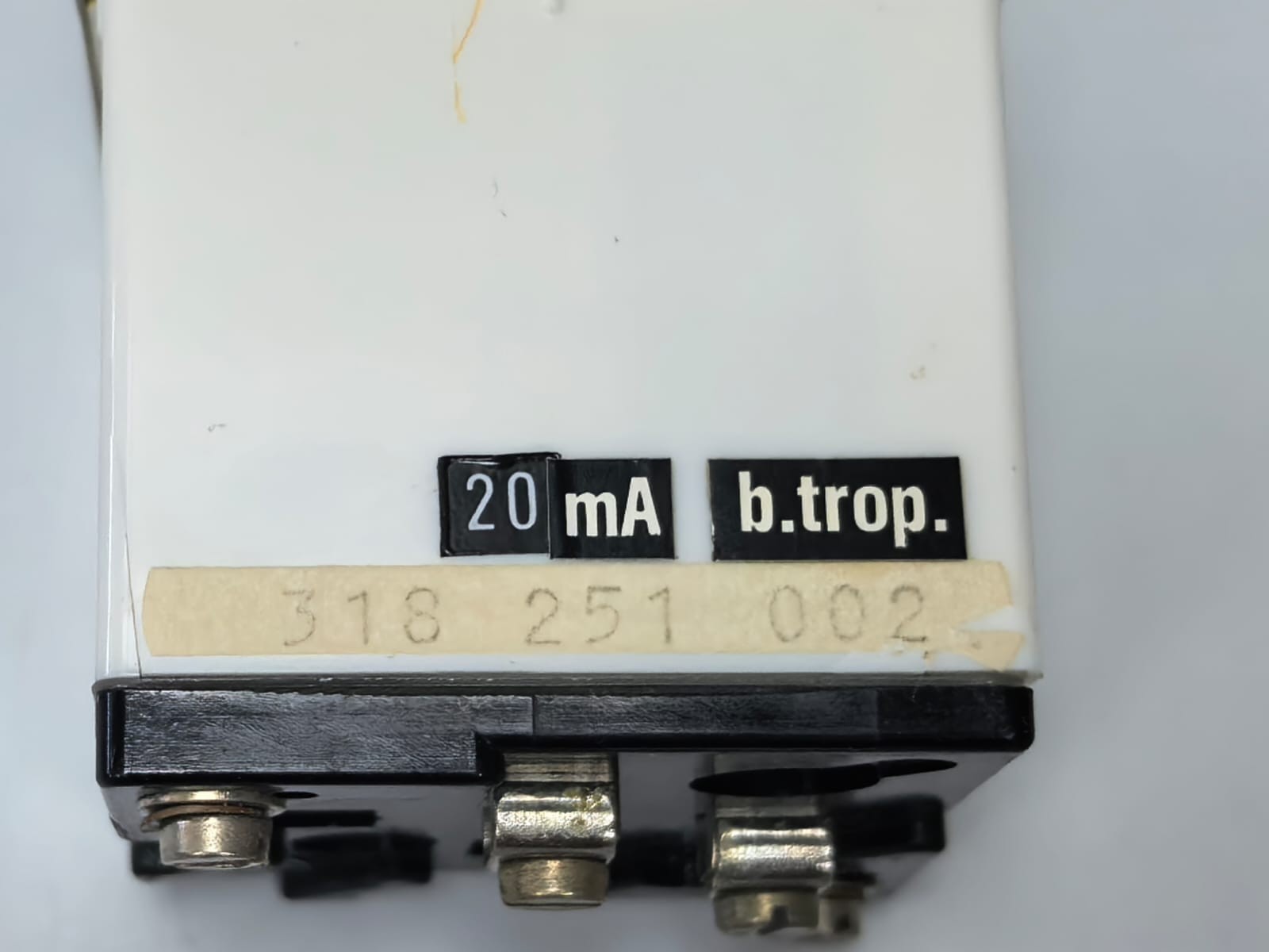 B.TROP 318 251 002 B.TROP 318 251 002 ANALOG AMPEREMETER 20 MA 2