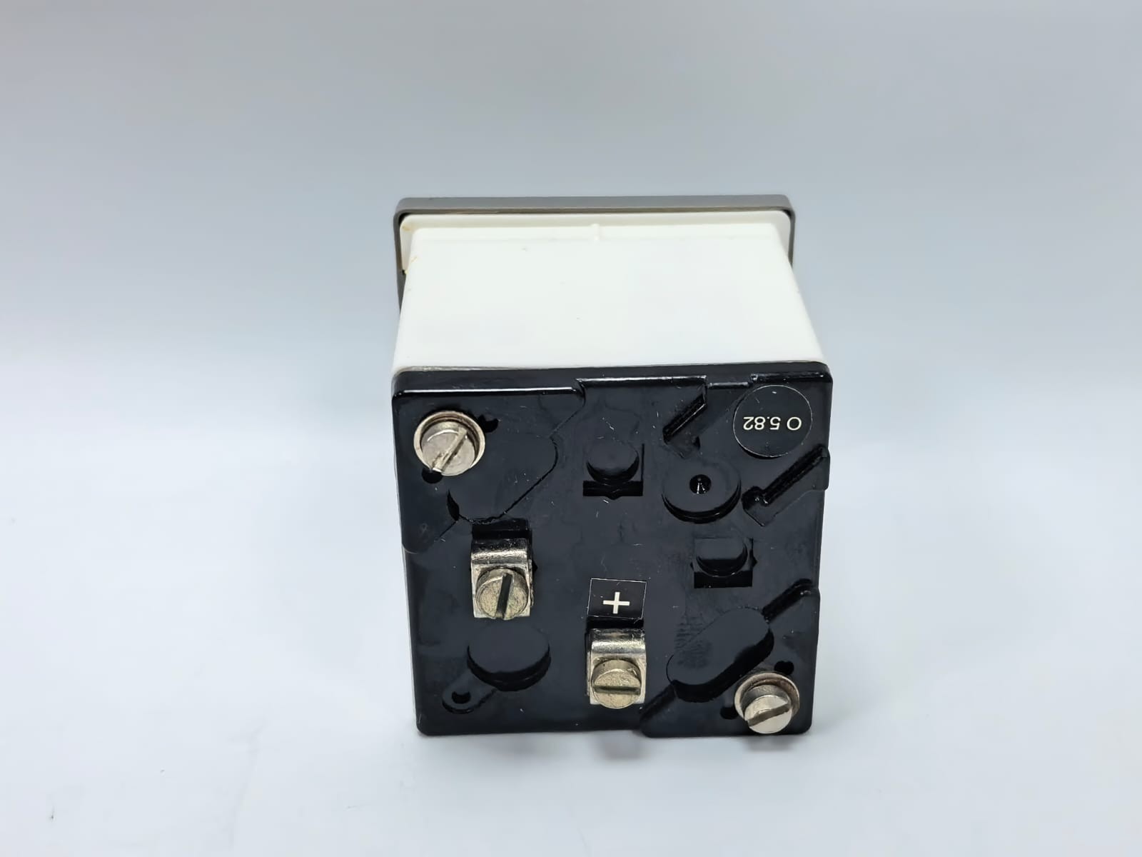 B.TROP 318 251 002 B.TROP 318 251 002 ANALOG AMPEREMETER 20 MA 7