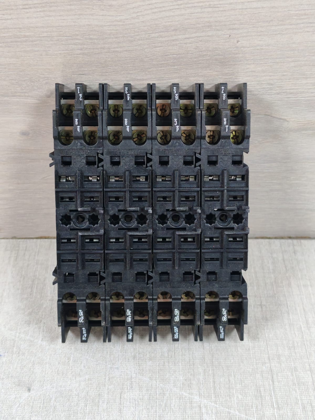 Siemens 7XP9012-0 SIEMENS 7XP9012-0 SURFACE MOUNTING SOCKET 3