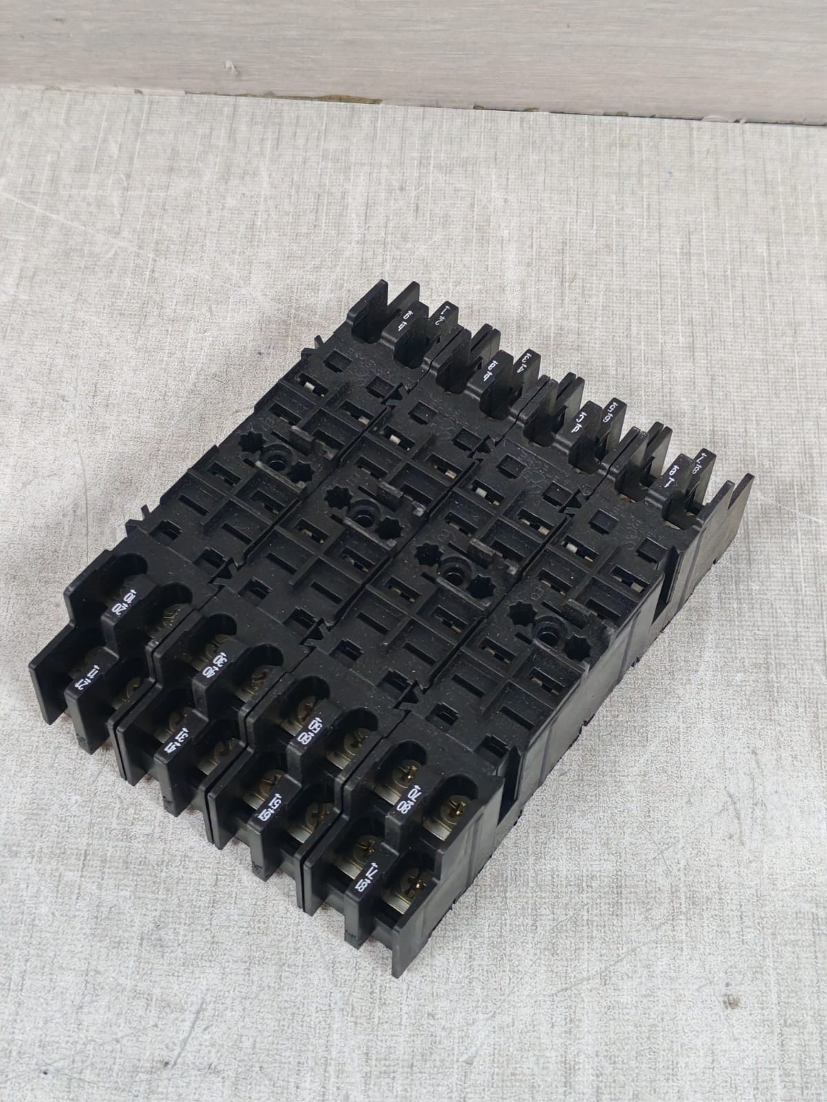 Siemens 7XP9012-0 SIEMENS 7XP9012-0 SURFACE MOUNTING SOCKET 5