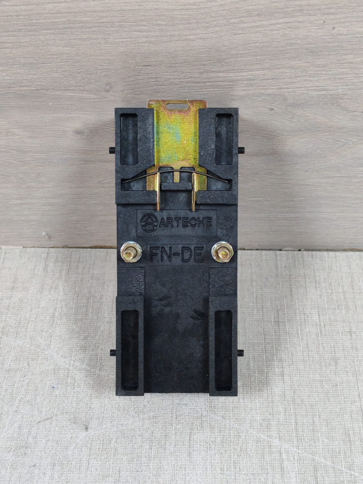 Siemens 7XP9013-0 SIEMENS 7XP9013-0 SURFACE MOUNTING SOCKET 10